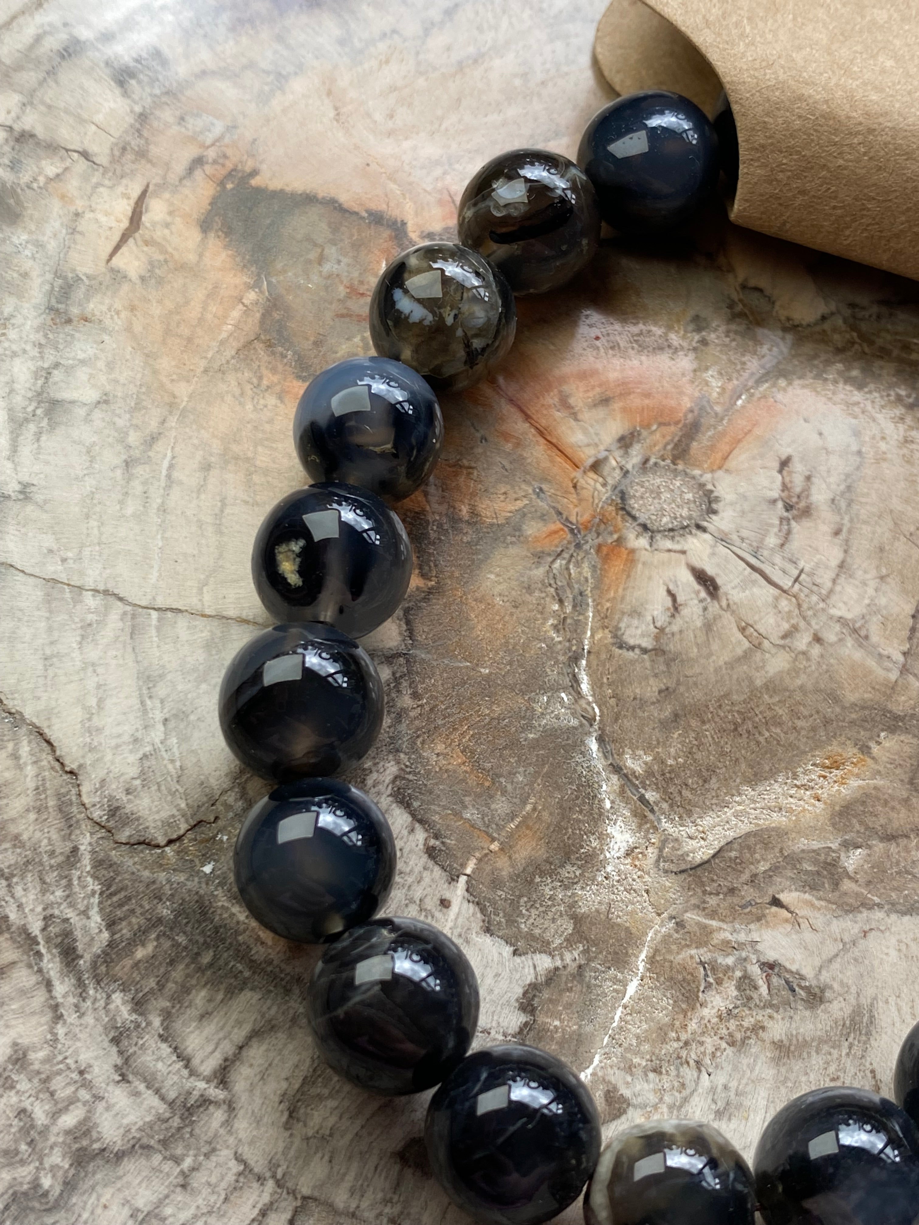 Black flower agate crystal bracelet 9mm