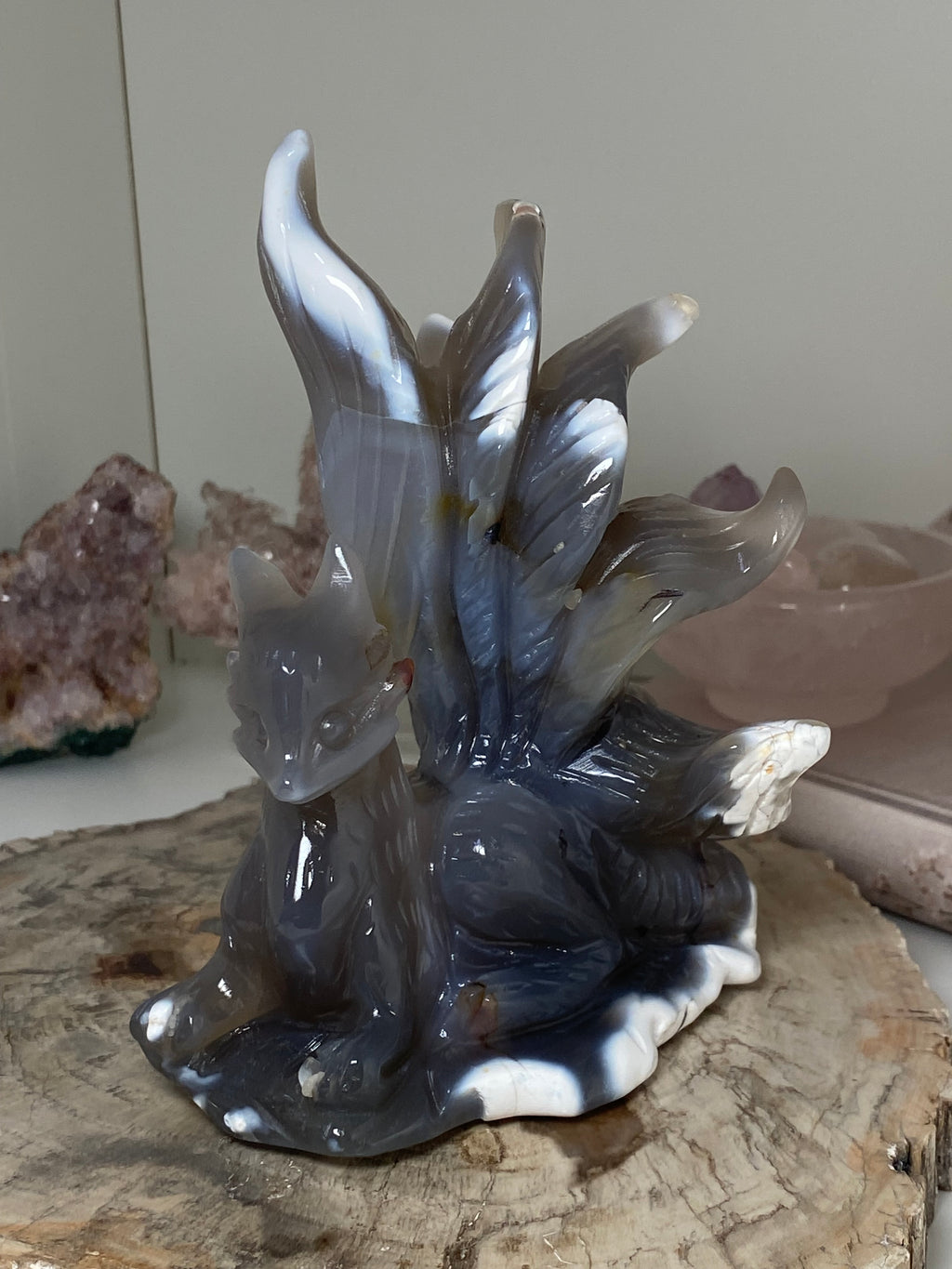 ORCA AGATE CRYSTAL NINE TAIL FOX