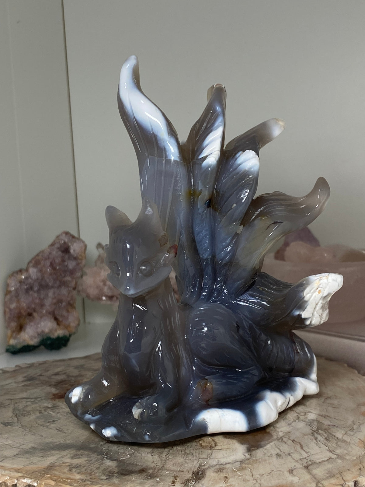 ORCA AGATE CRYSTAL NINE TAIL FOX
