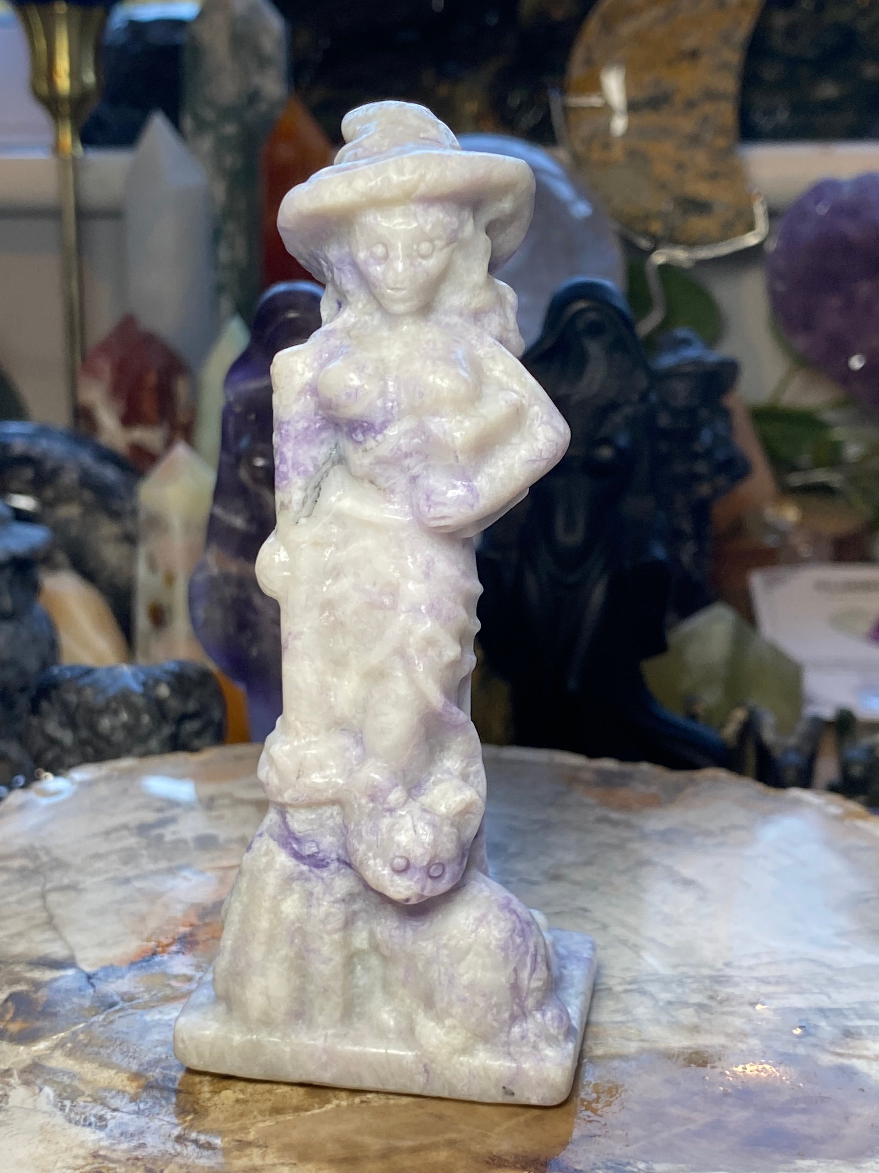 Tiffany stone crystal witch carving - Halloween