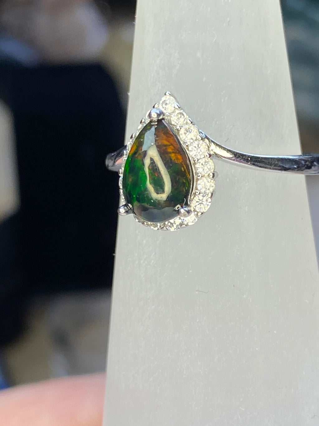 Australian Black opal silver ring ajustable dize