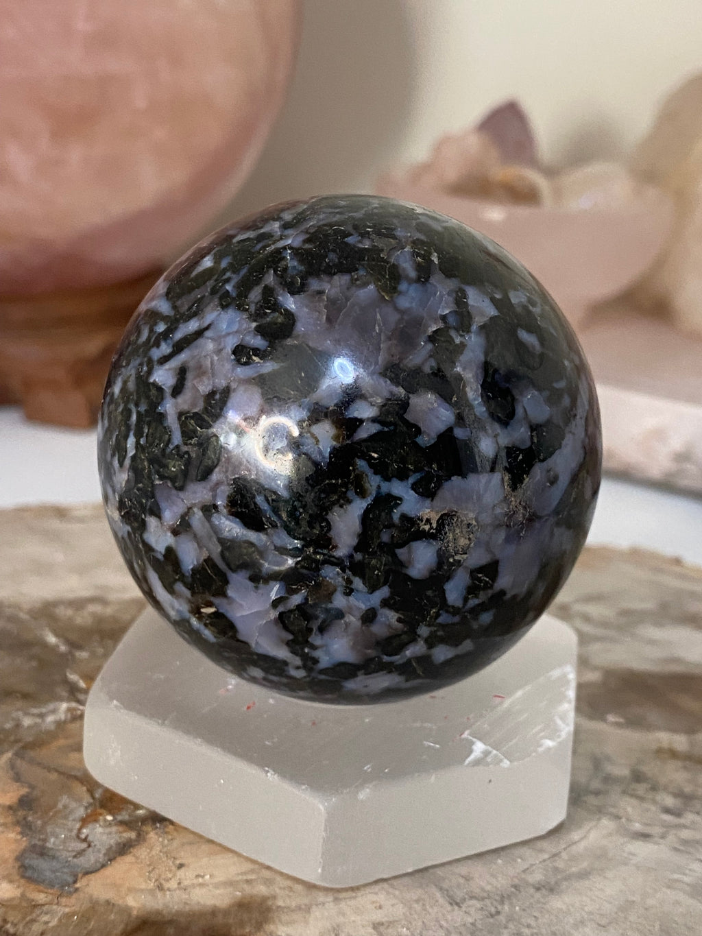 Indego degabro crystal sphere