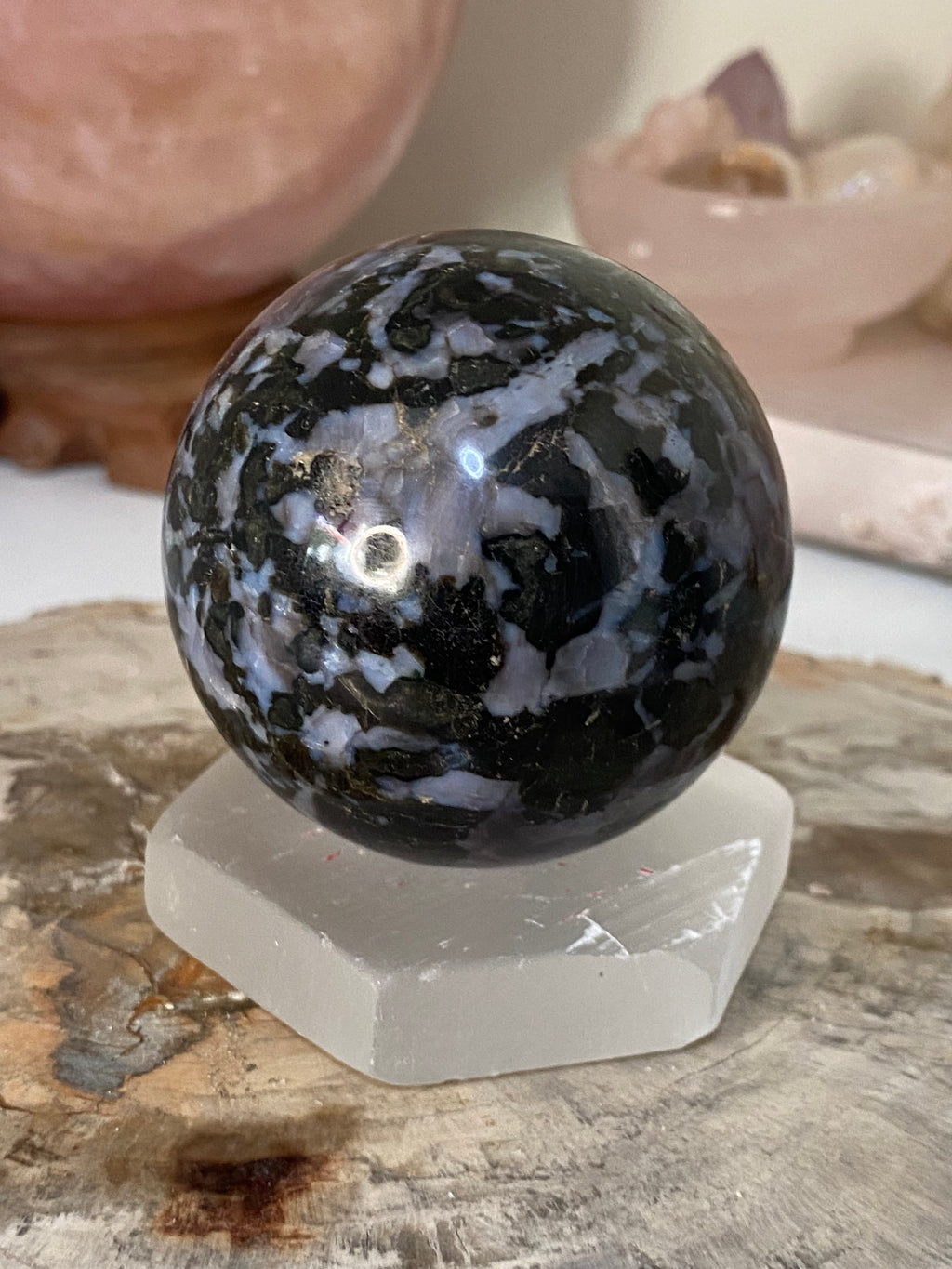 Indego degabro crystal sphere