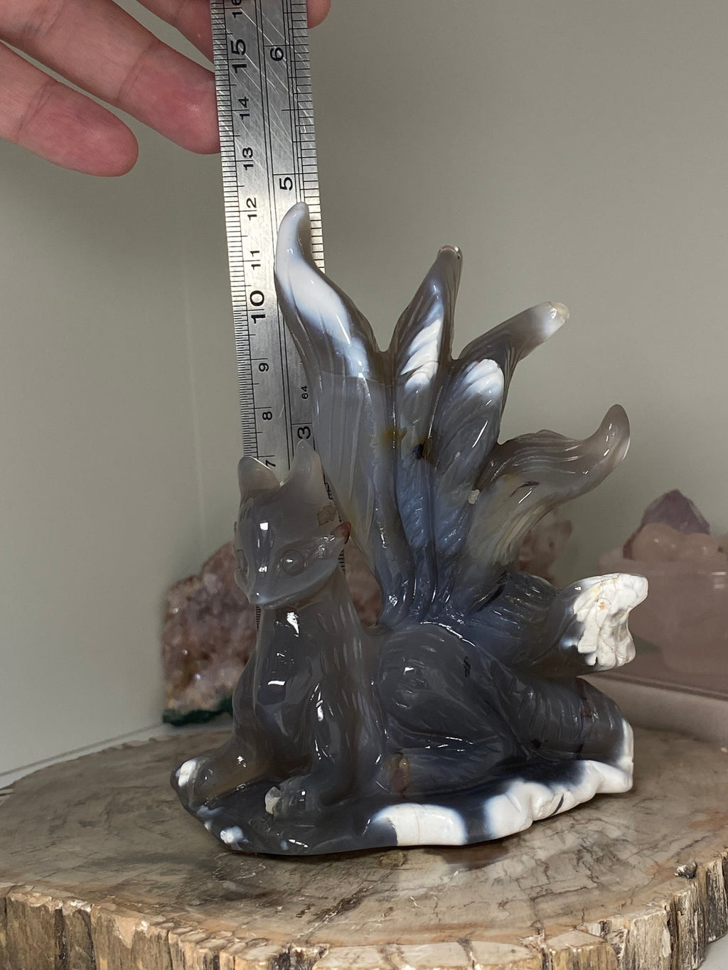 ORCA AGATE CRYSTAL NINE TAIL FOX
