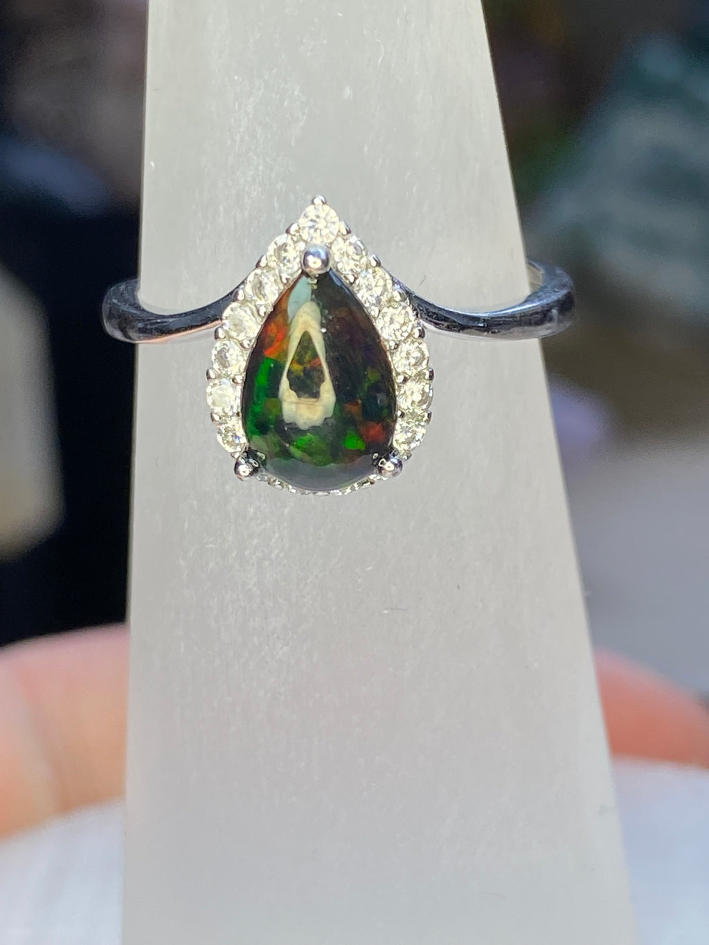 Australian Black opal silver ring ajustable dize