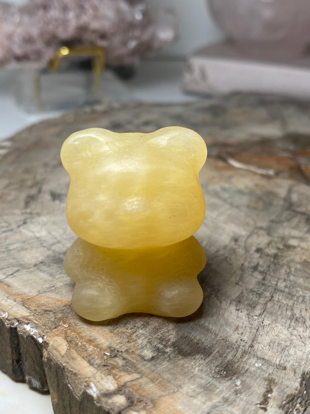 Small bear carving
