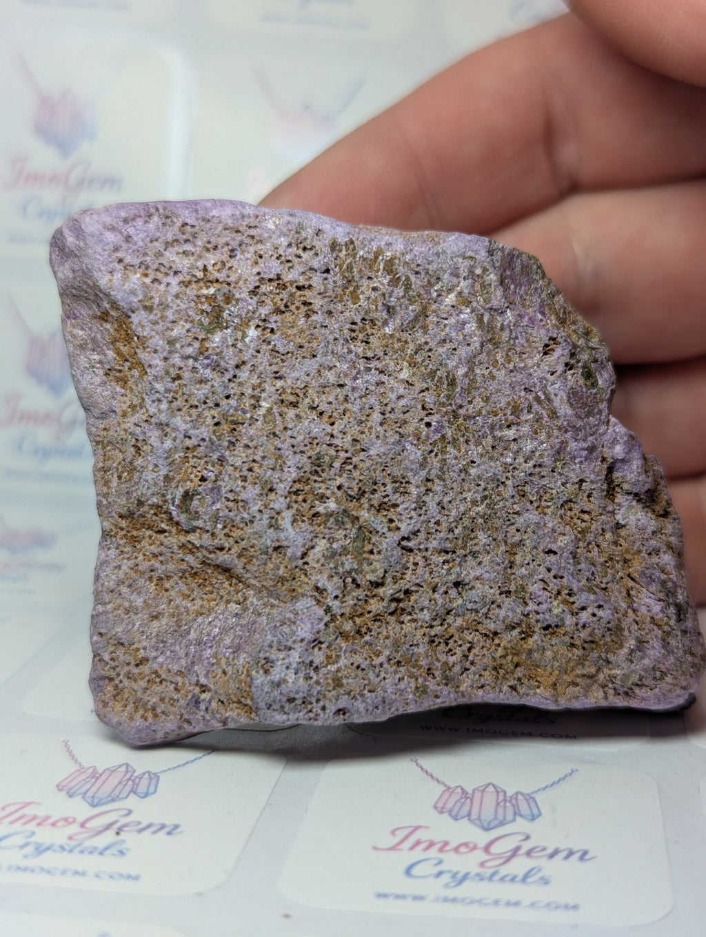 Purperite crystal specimen