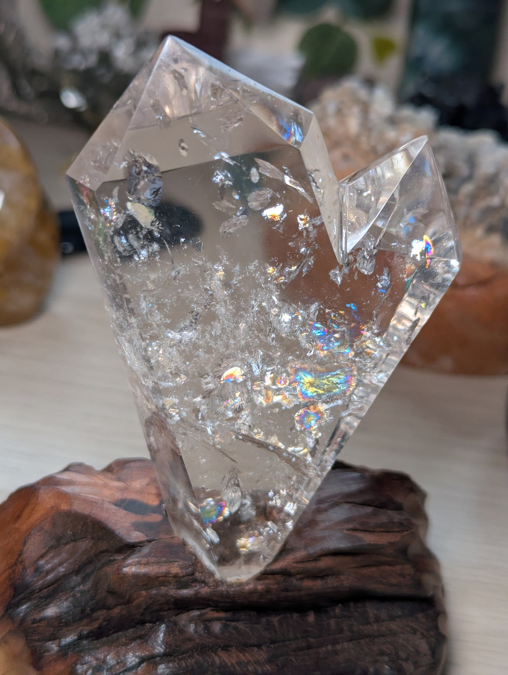 Grade AAAA Clear quartz dual tower carving