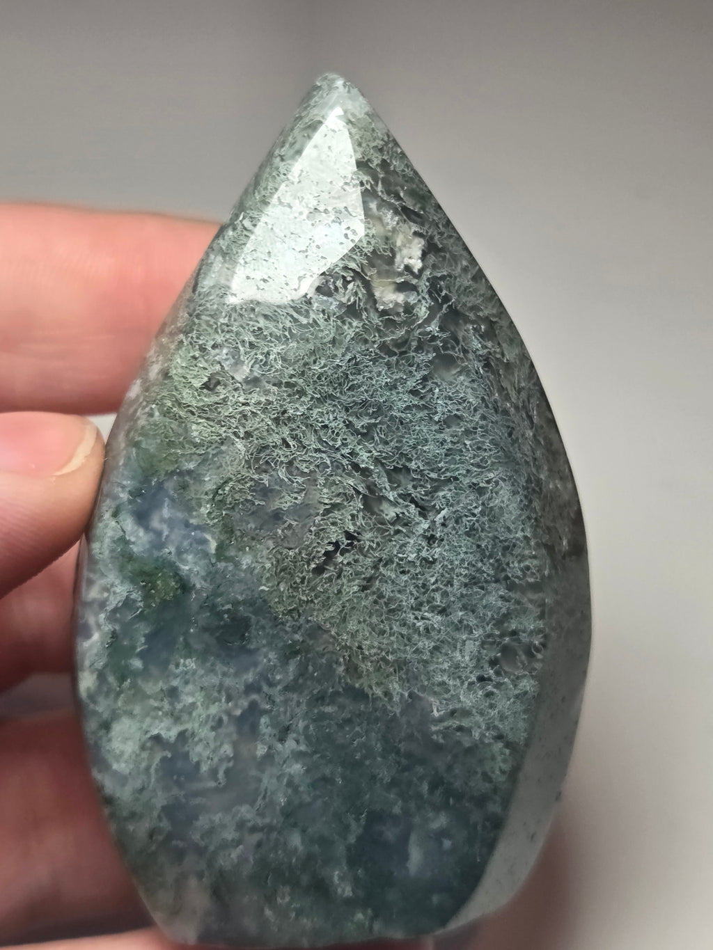 Moss Agate crystal Teardrop carving