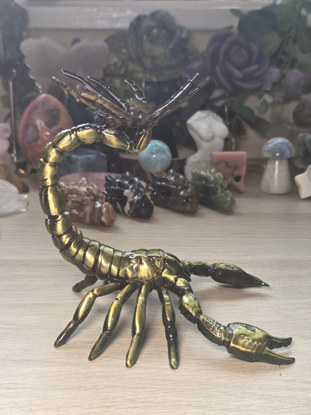 Golden scorpion sphere stand