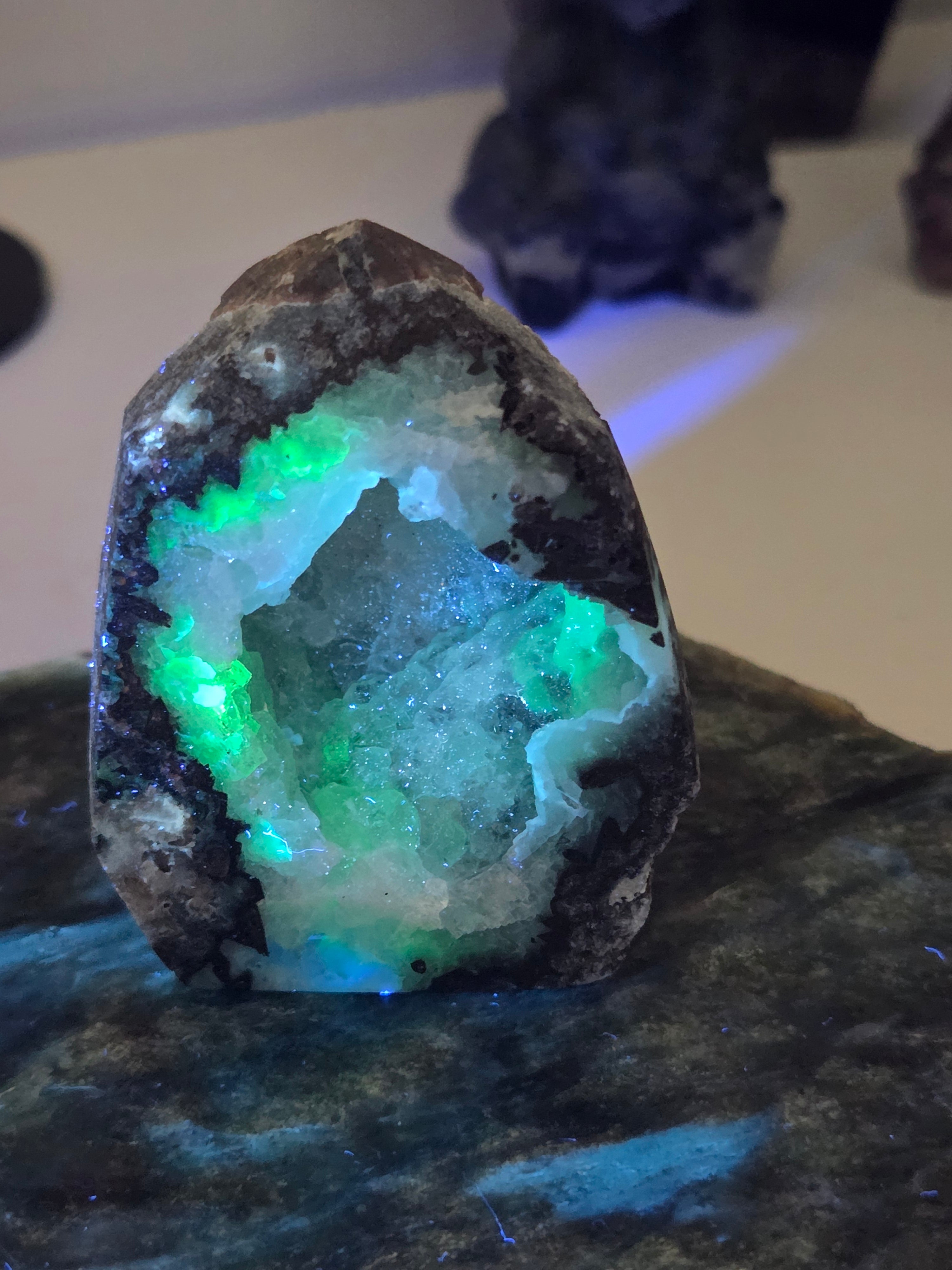 Green UV mexican agate crystal tower geode