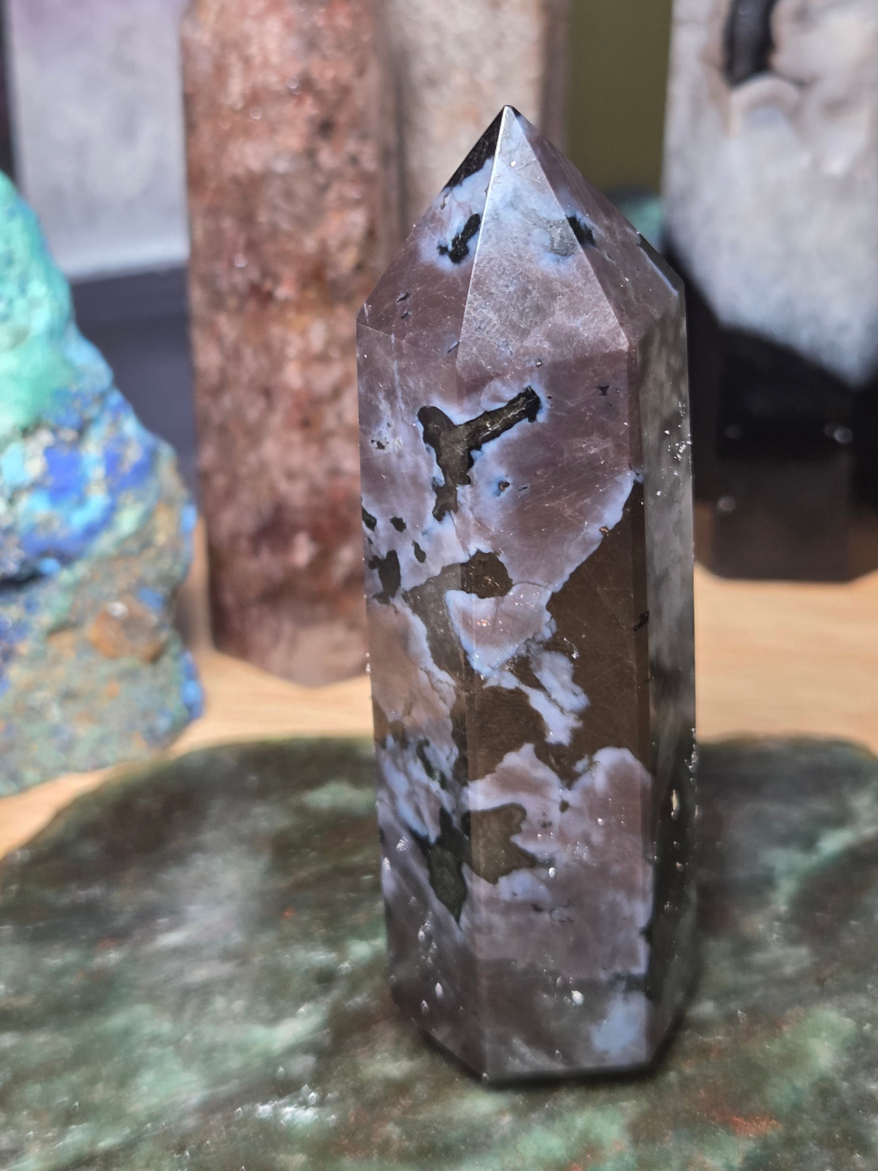 Ingabro Gabbro crystal tower carving