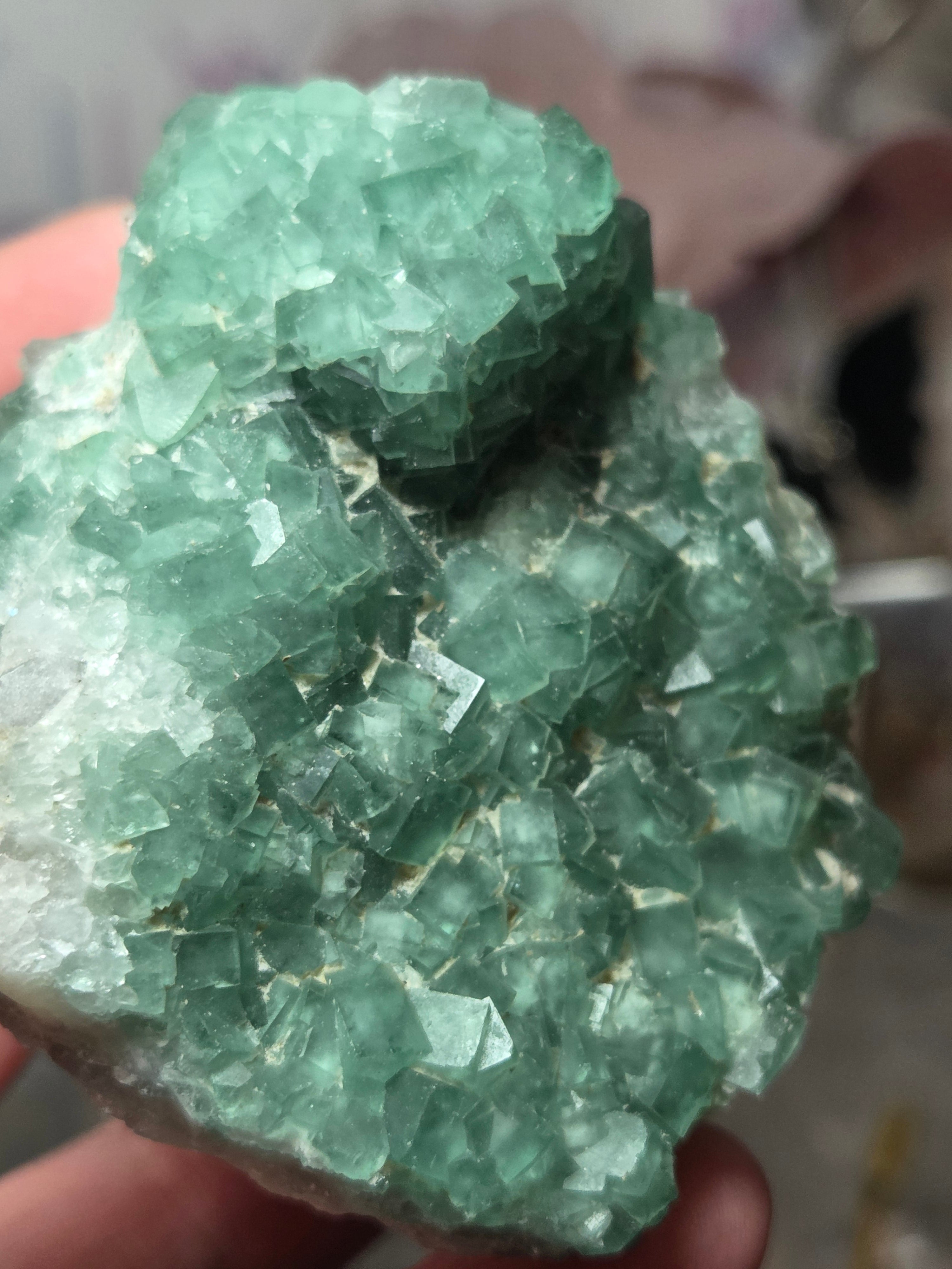 Amazing  Pakistan flourite with Amazing  blue  UV with stand