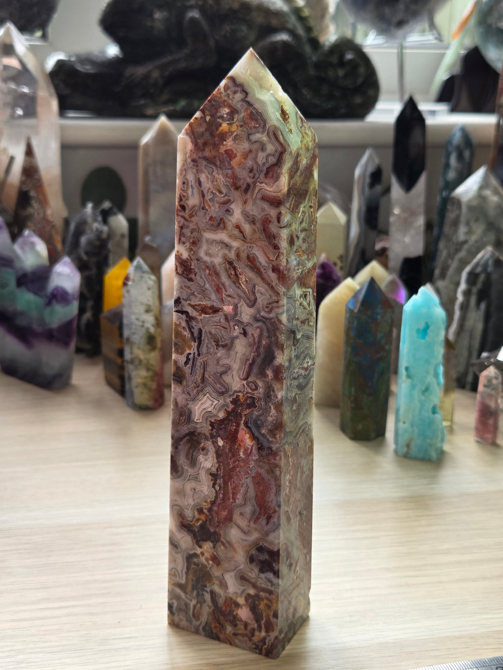 Beautiful  duzy  Mexican crazy lace agate crystal tower
