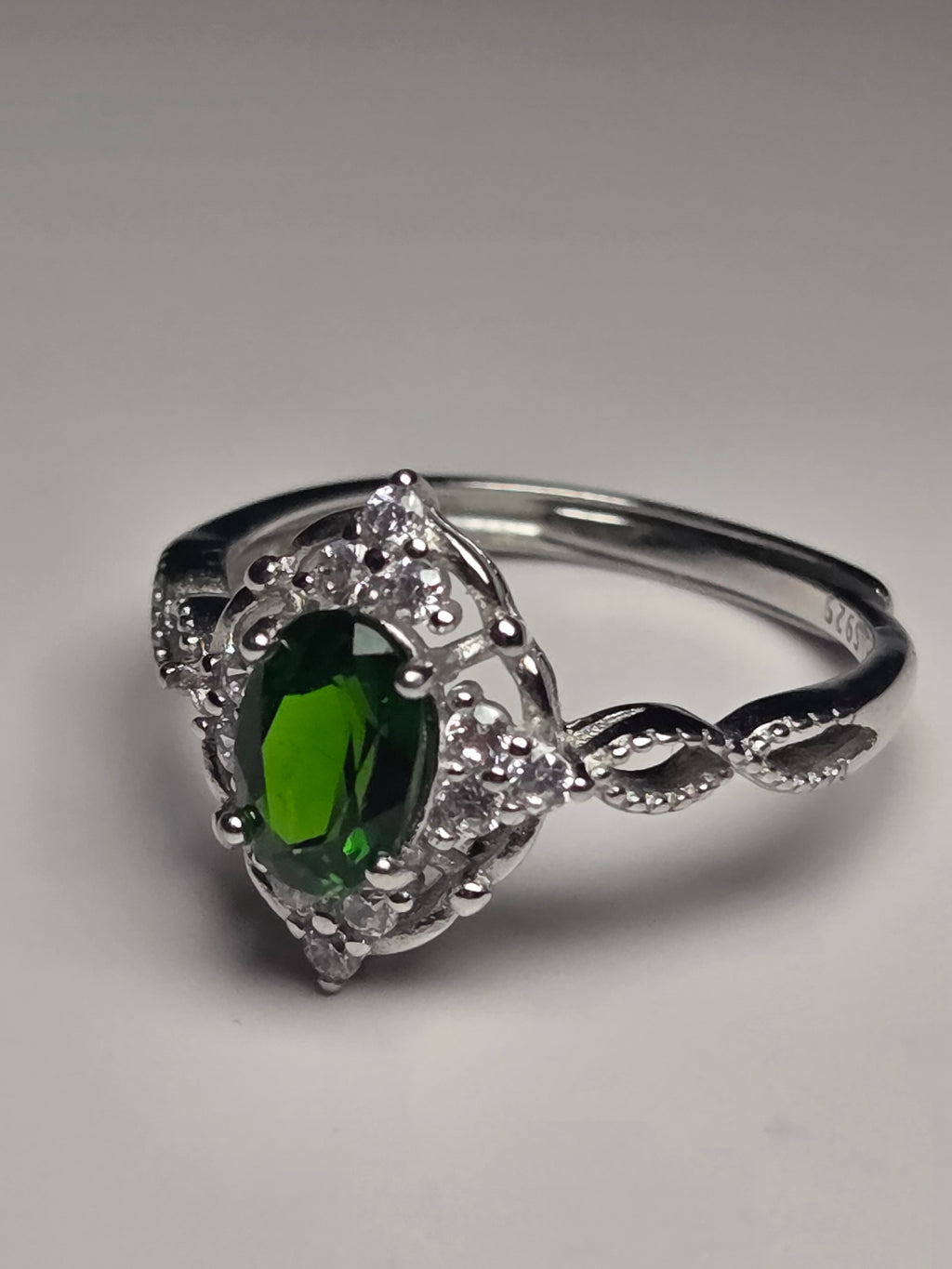 DIopside gemstone crystal Adjustable ring S295