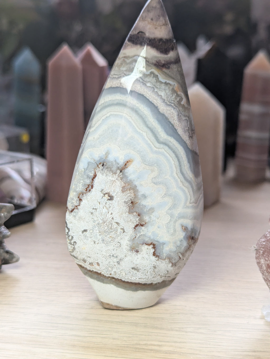 Mexican crazy agate crystal tear drop carving