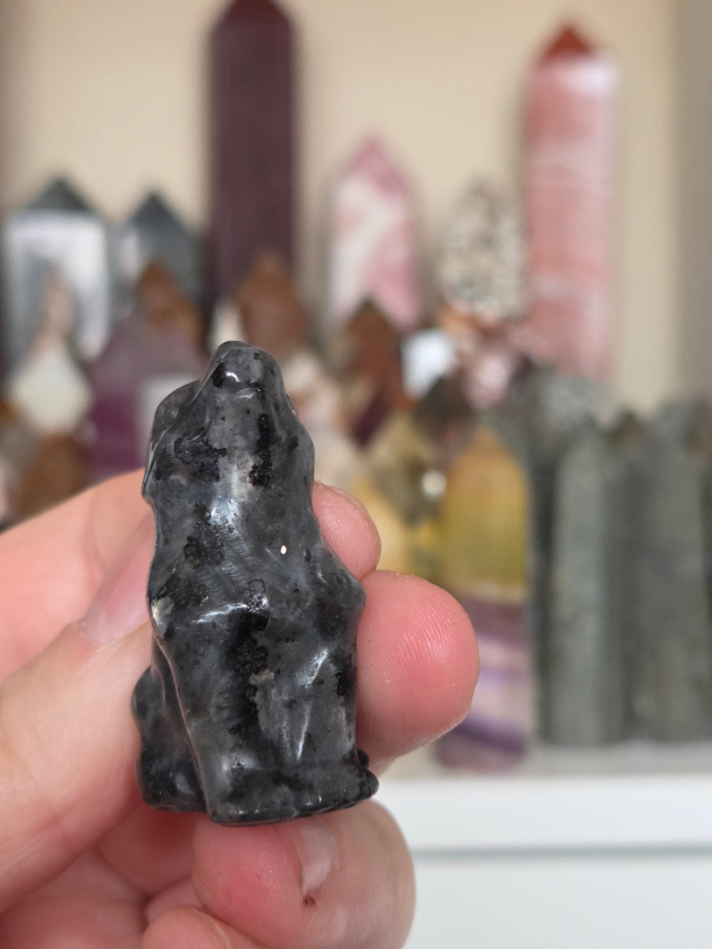 Crystal  wolf carving