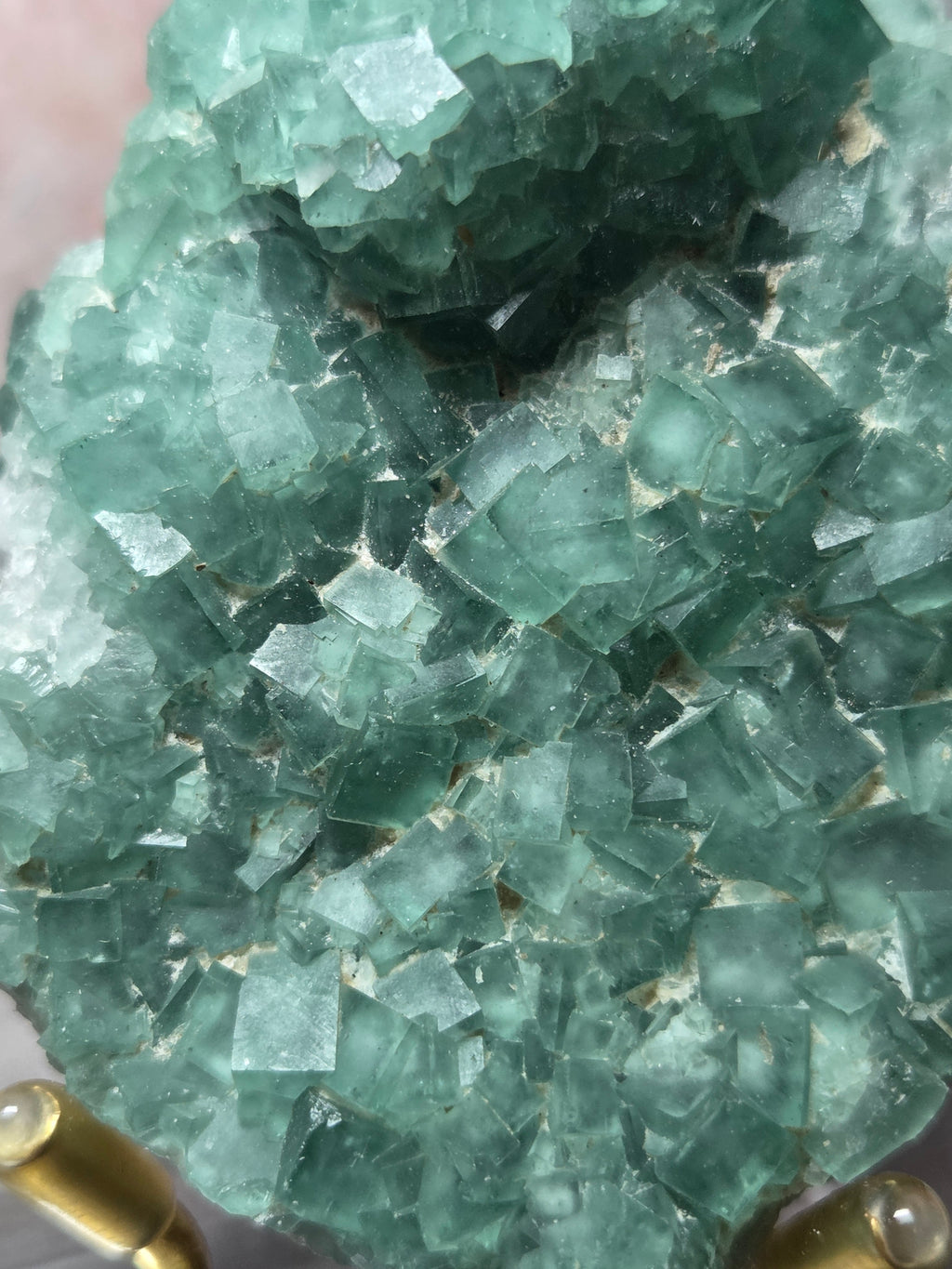 Amazing  Pakistan flourite with Amazing  blue  UV with stand