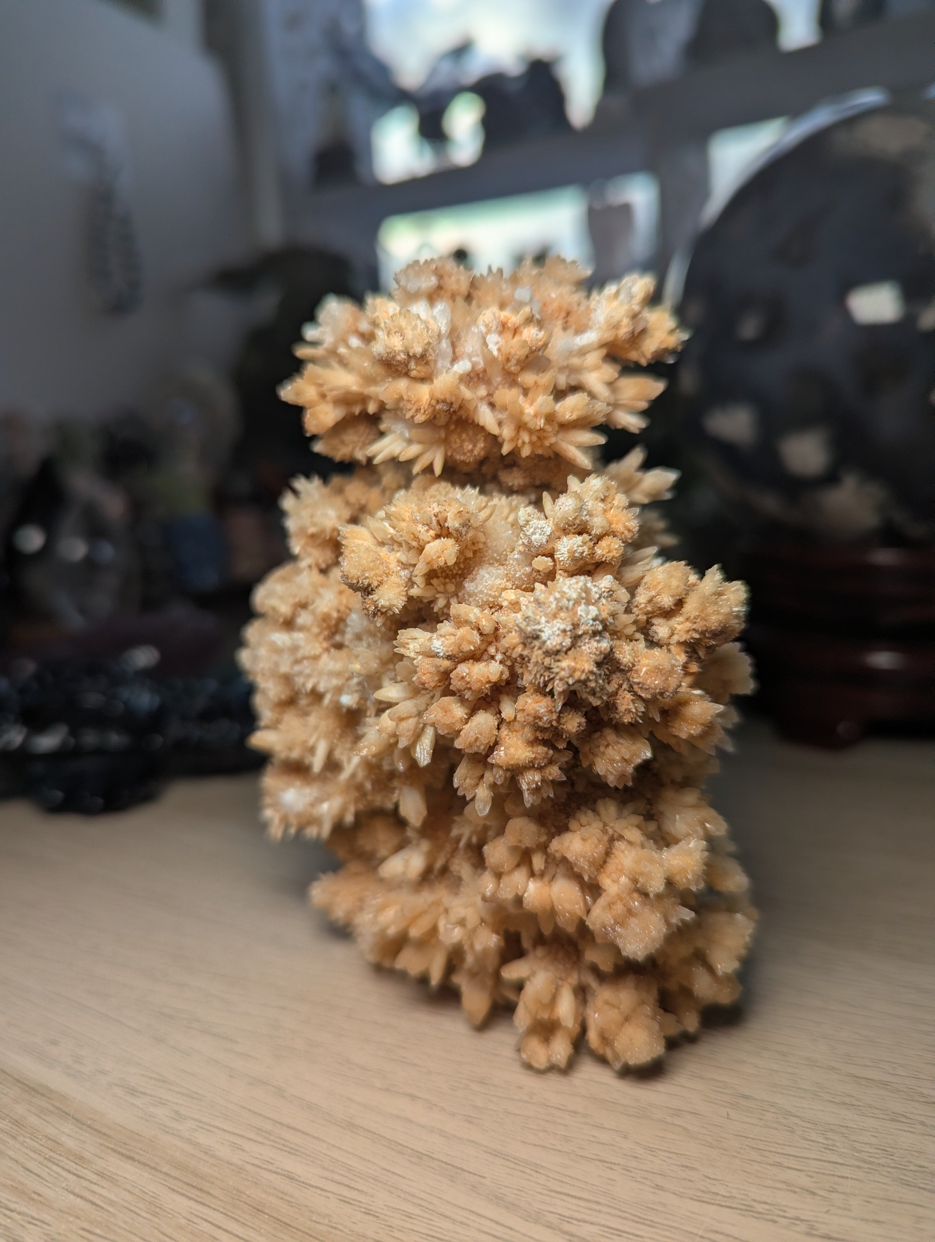 Owl crystal specimen