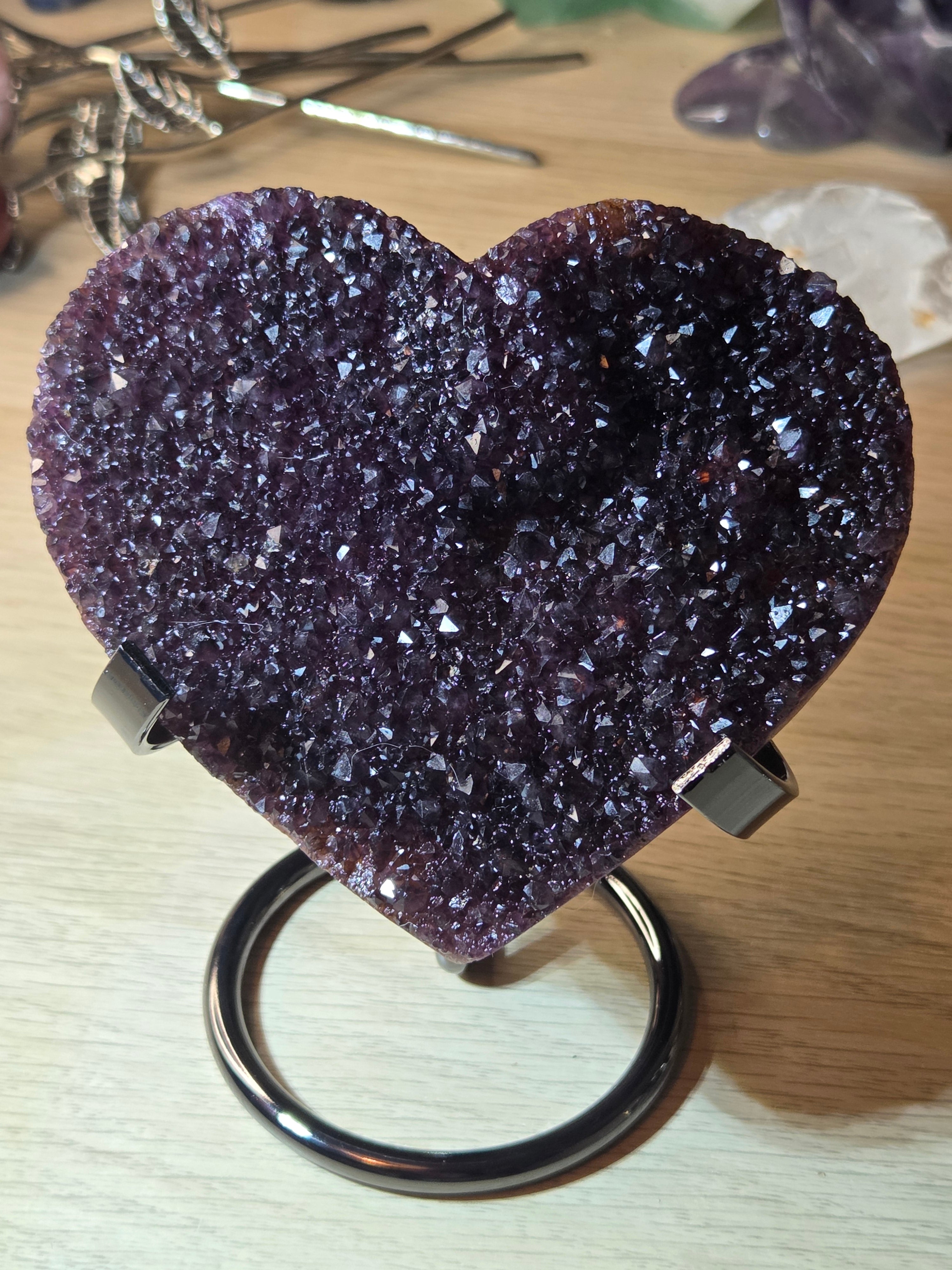 Auralite 23 Crystal heart carving with stand
