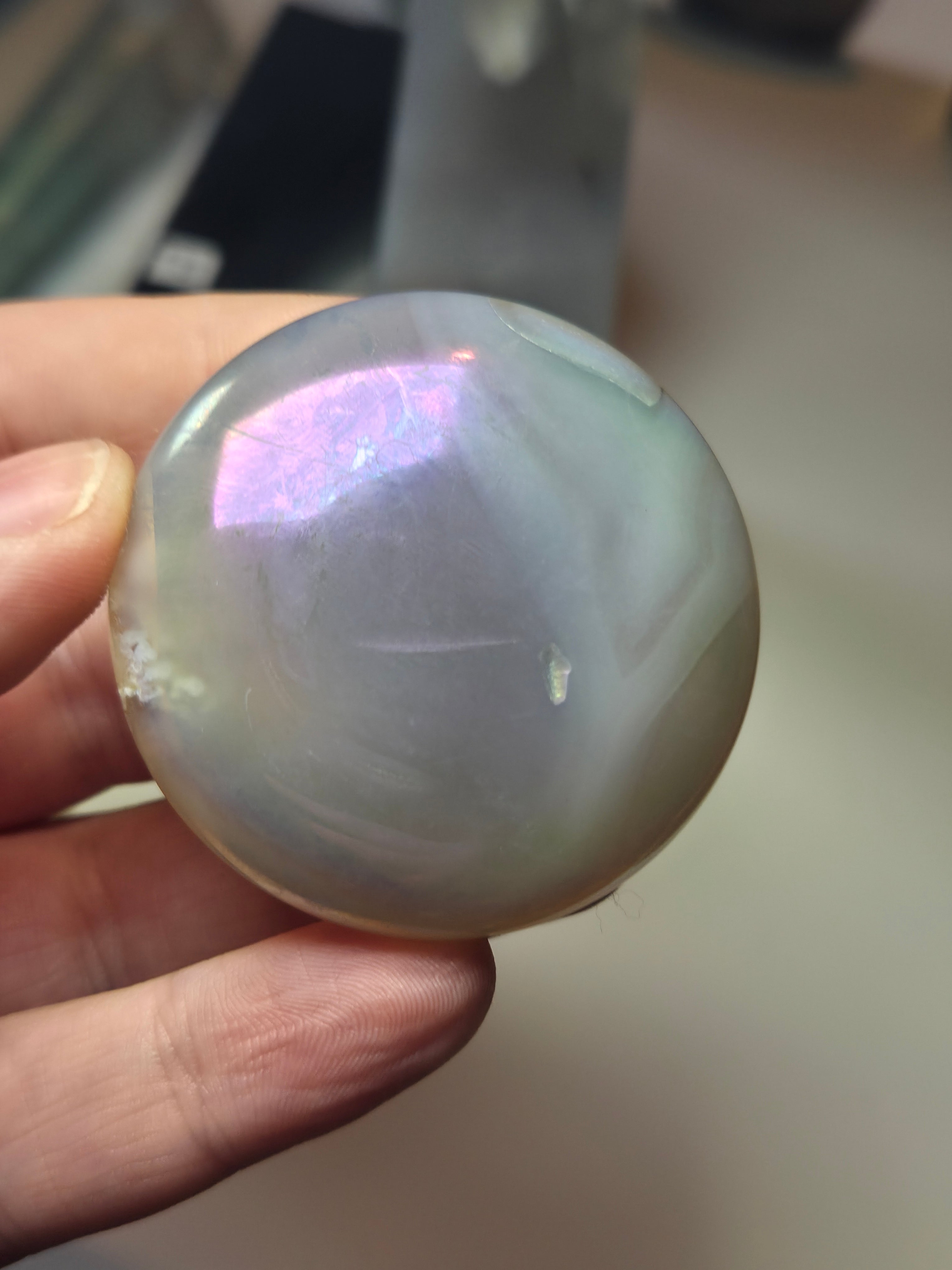 Flower agate  palm stone