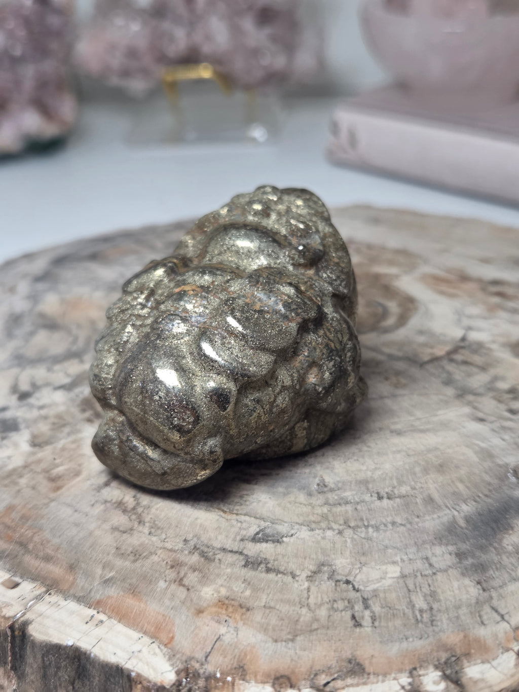 Pyrite crystal money  Toad crystal carving