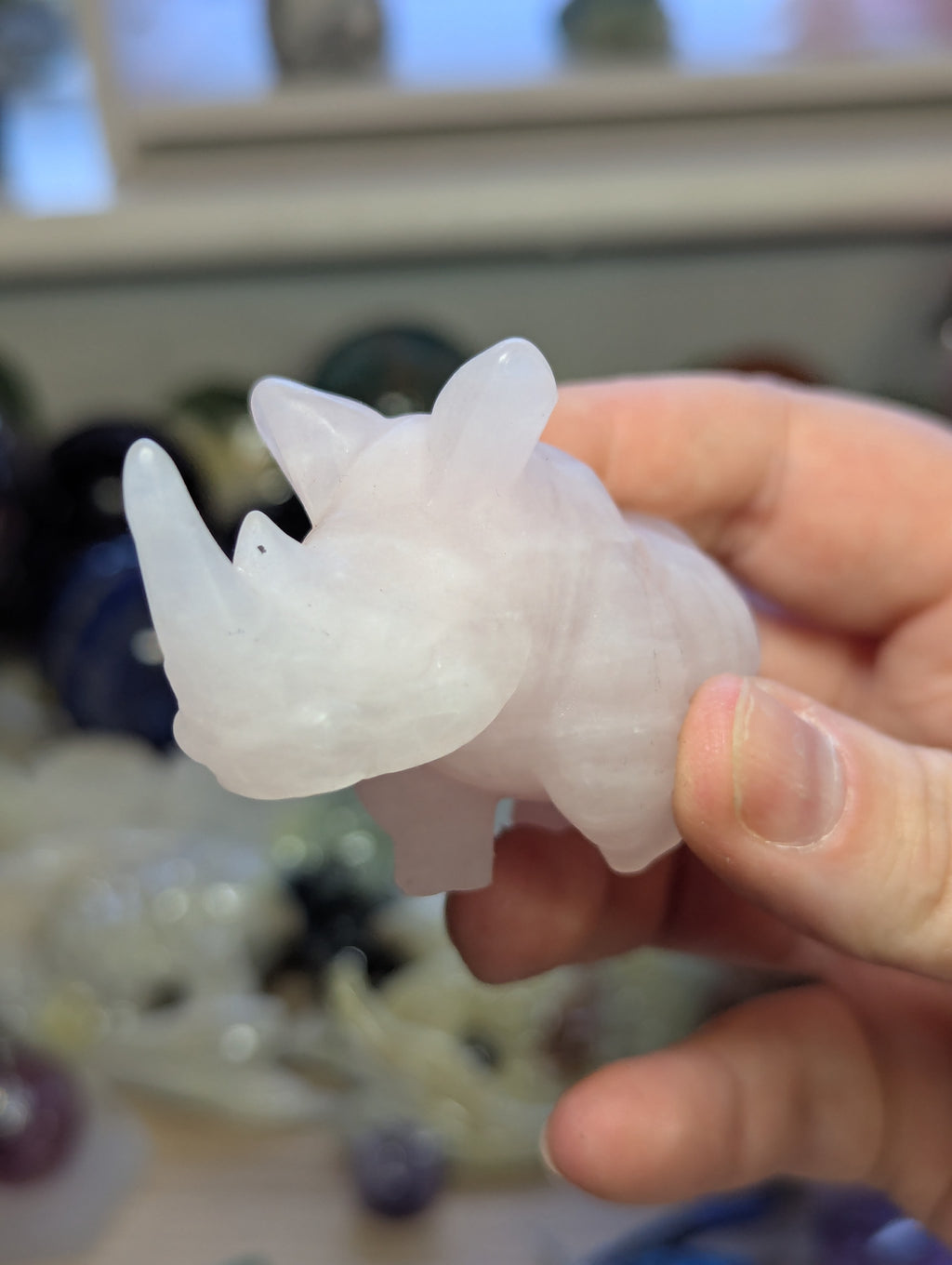 Rhyno crystal carving