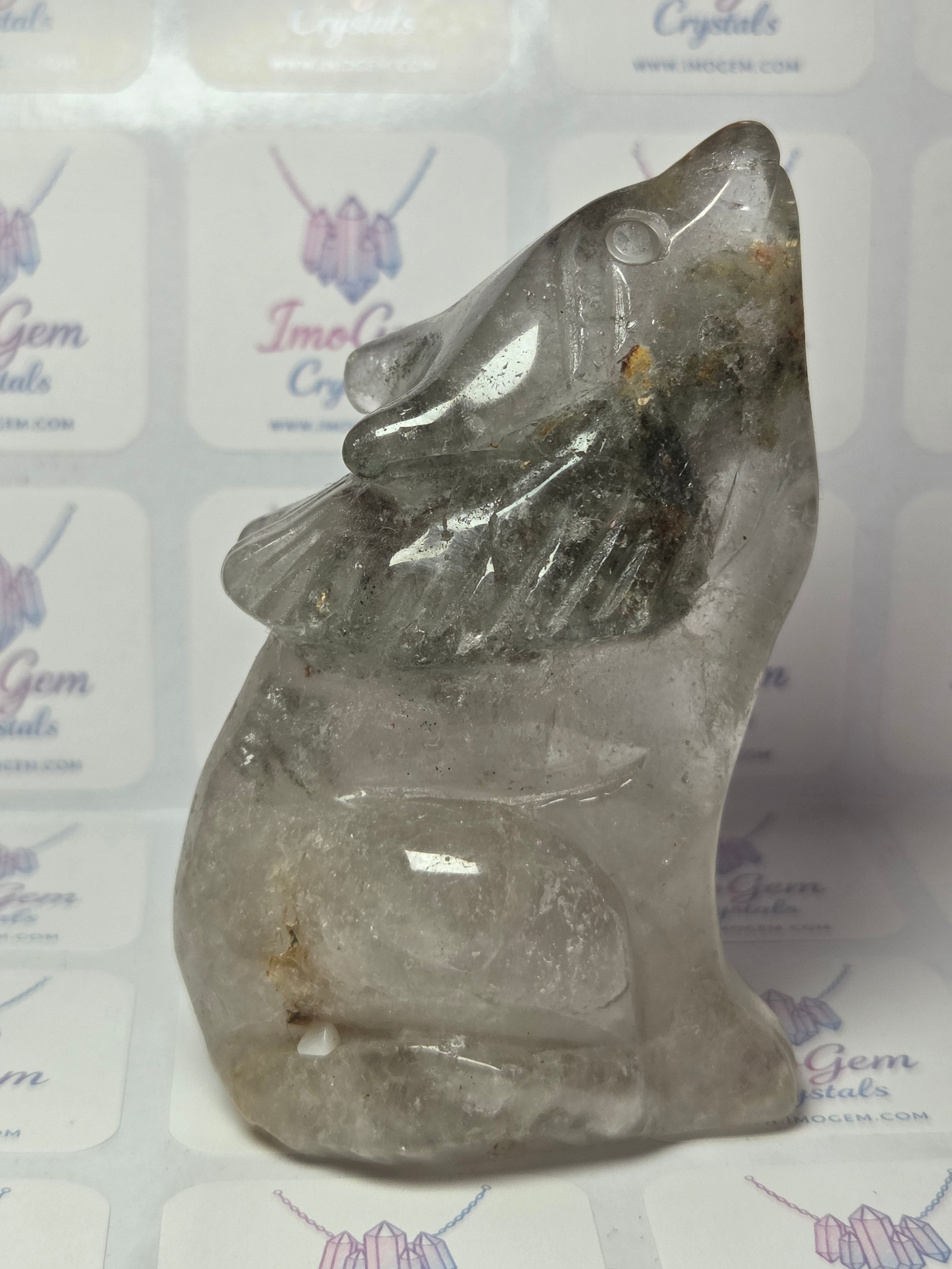 Garden quartz crystal wolf carving