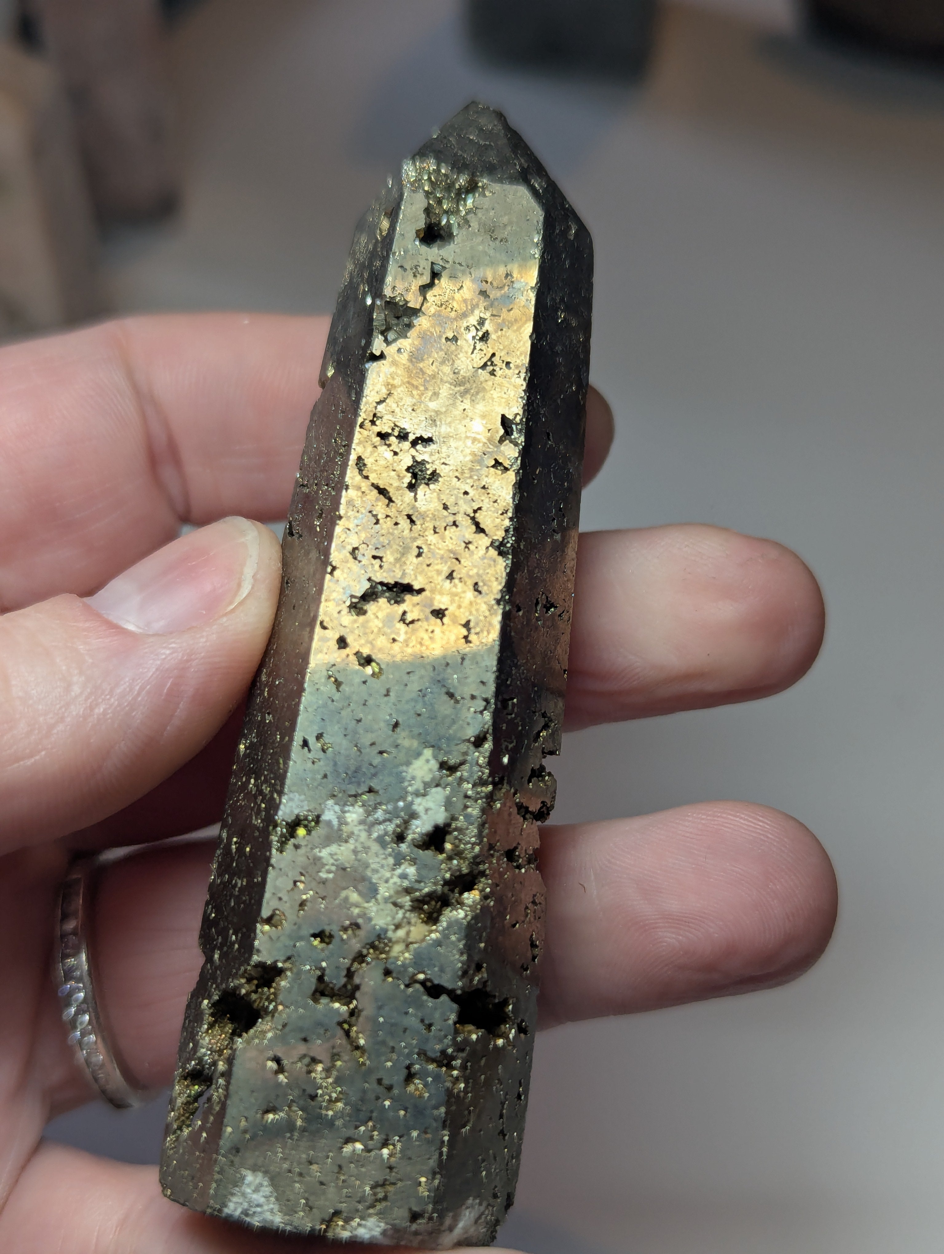 Pyrite crystal tower carving