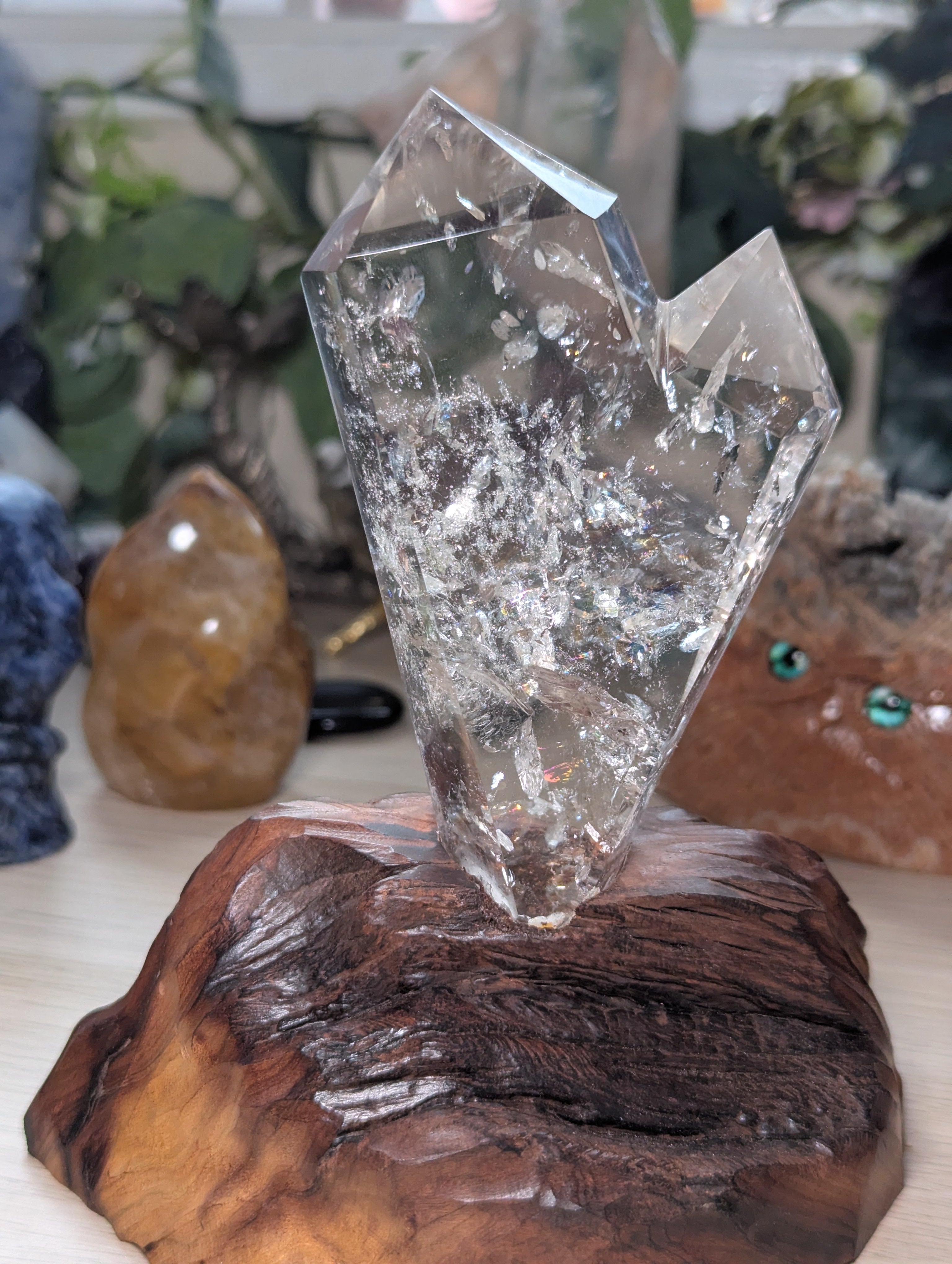 Grade AAAA Clear quartz dual tower carving