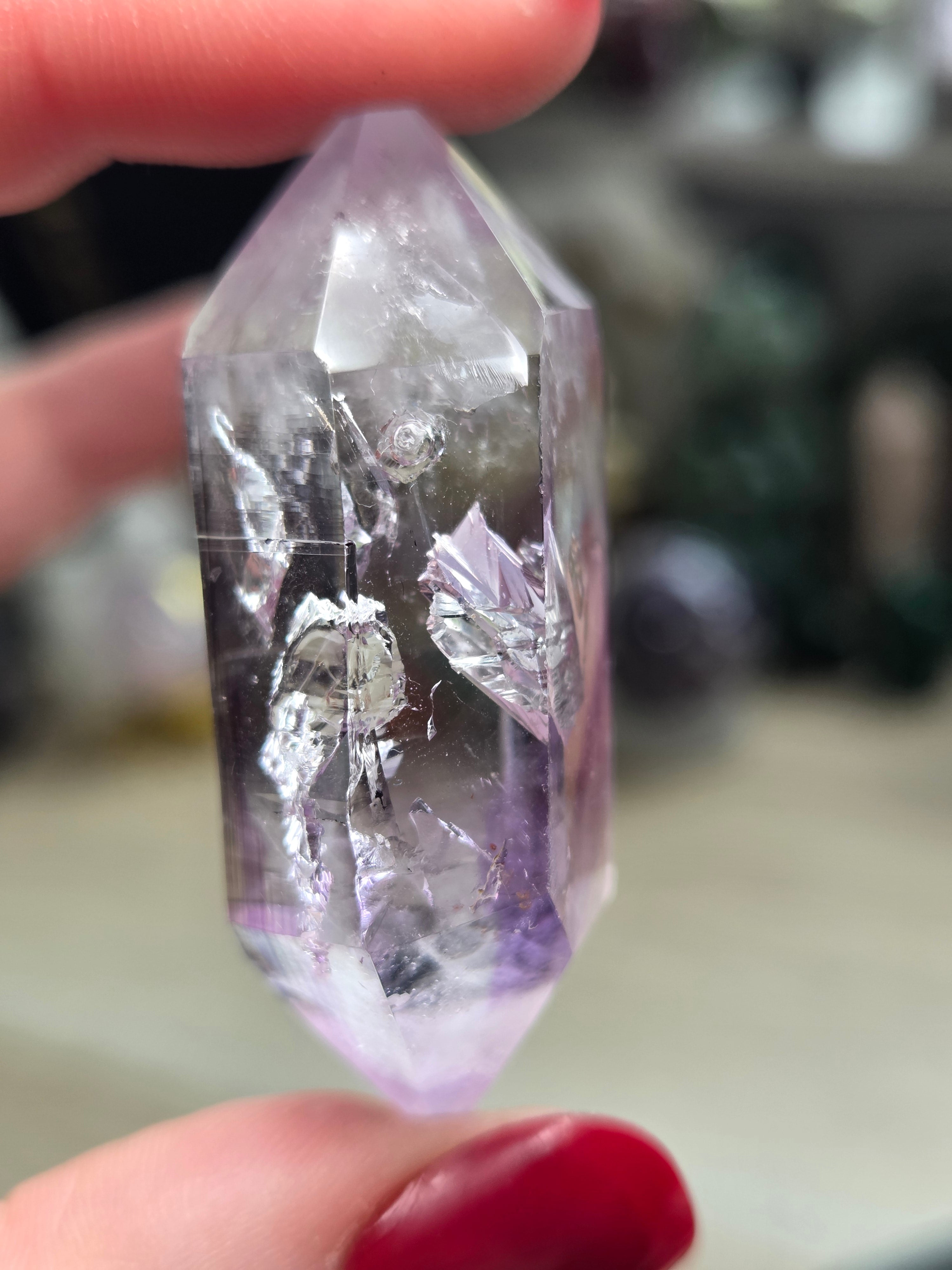 Amethyst Grade AAAA  Enhydro crystal DT