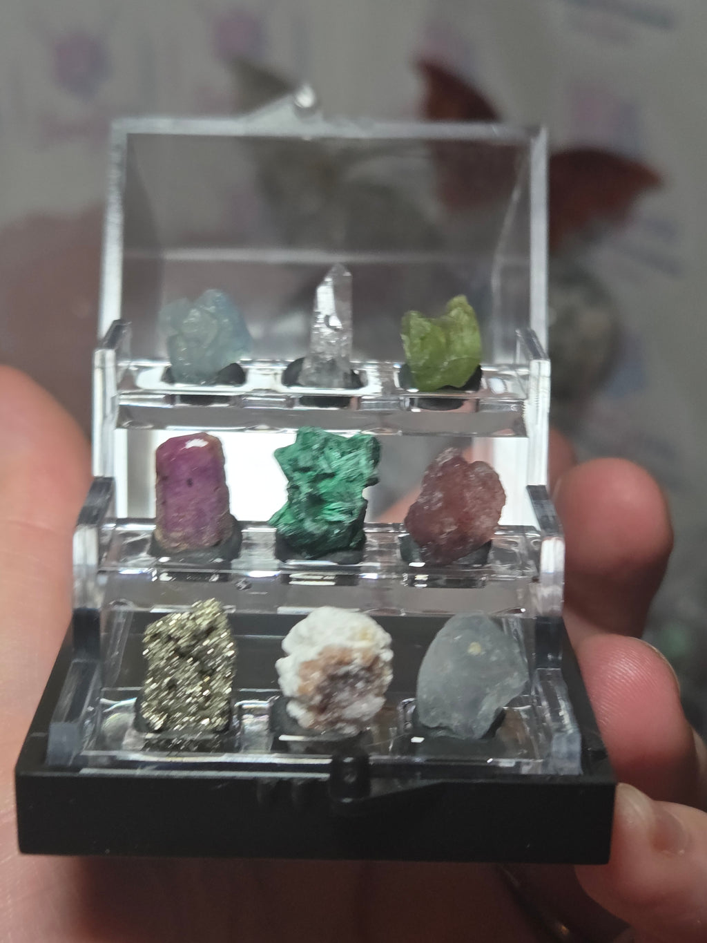 Crystal specimen large box