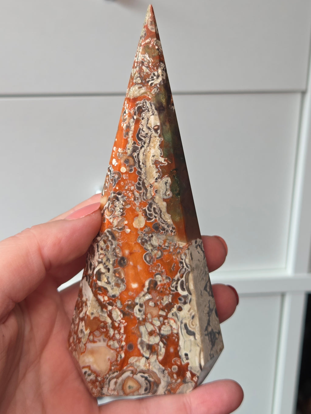 Money agate crystal diamond tower