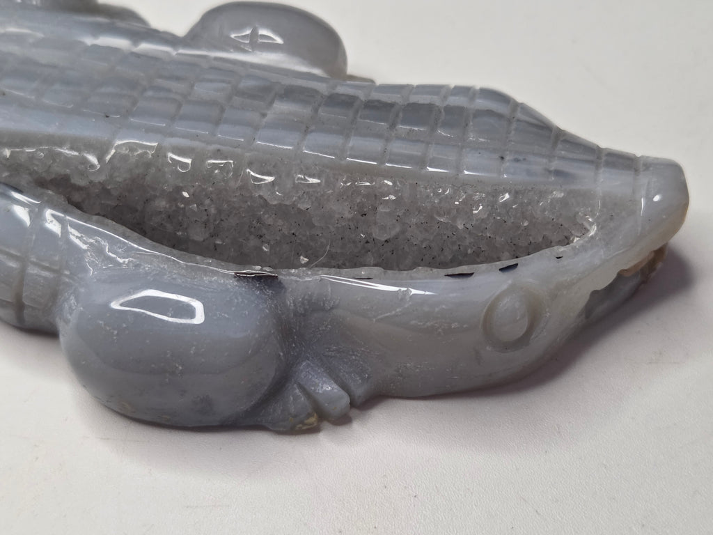 Duzy agate crystal crocodile carving