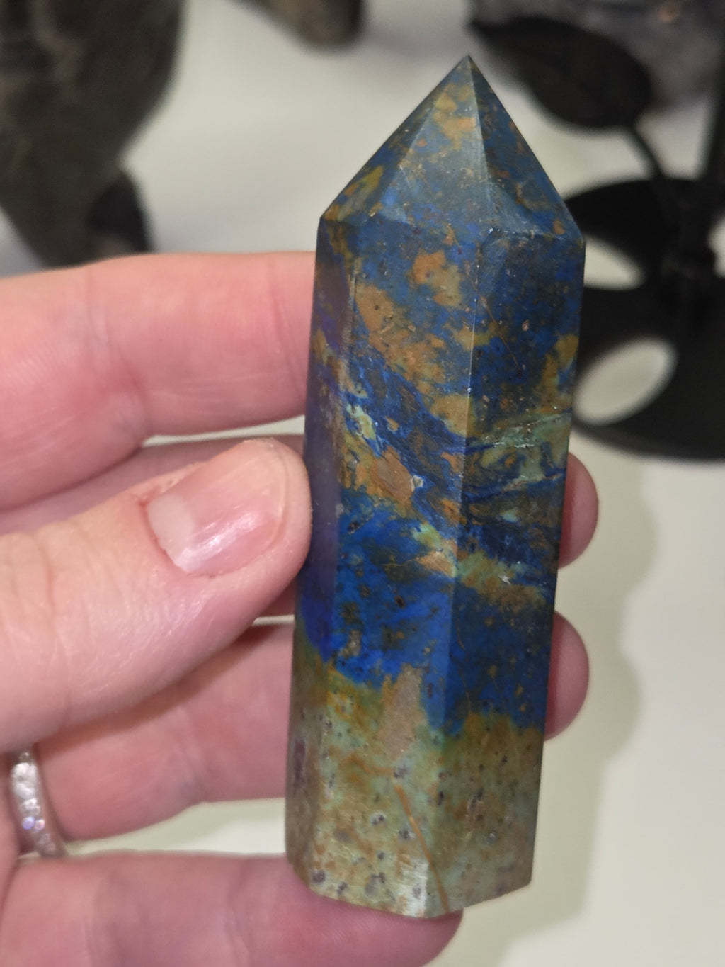 Quantum Quattro crystal tower carving