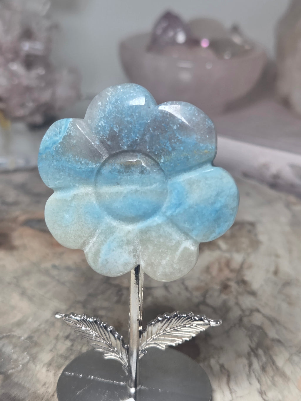 Trolite crystal flower carving