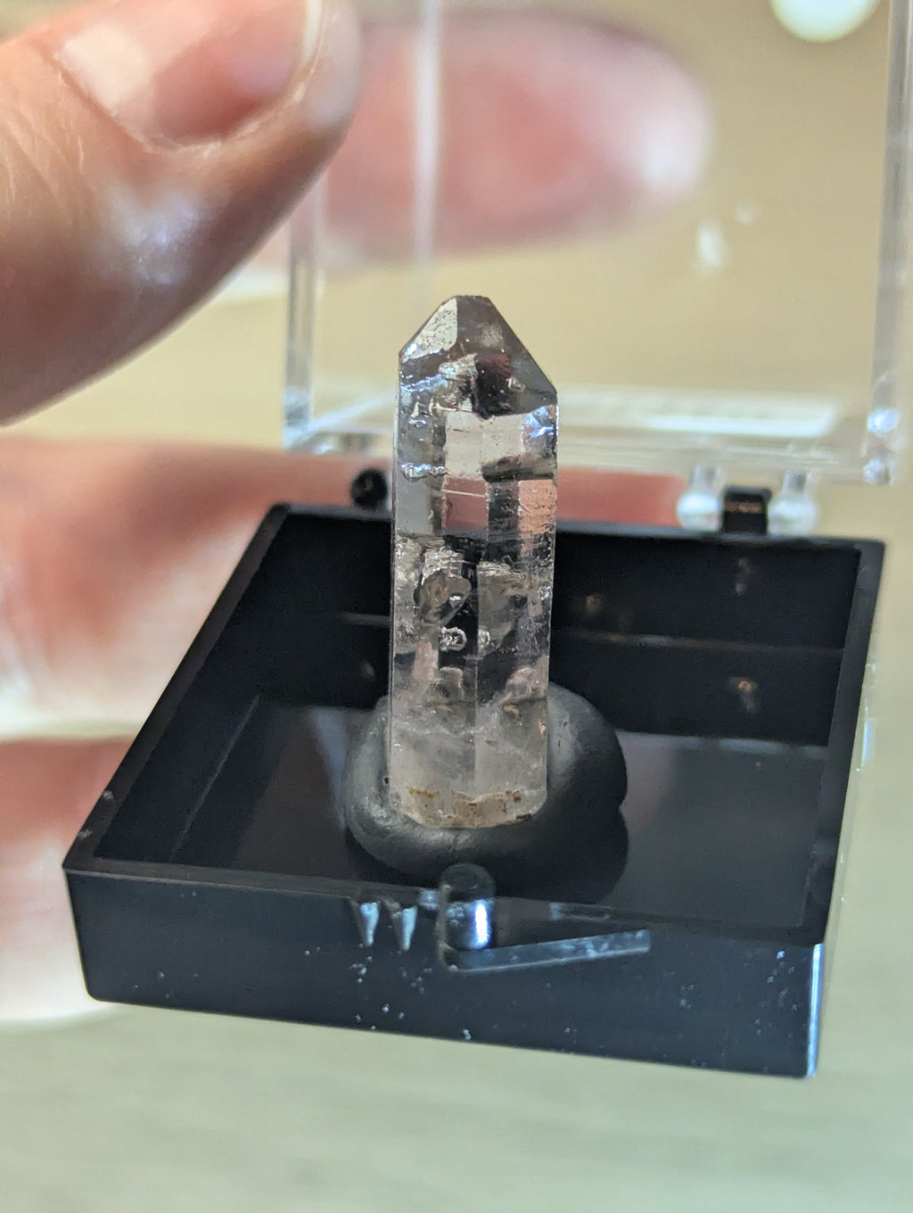 Cruze Amethyst crystal specimen
