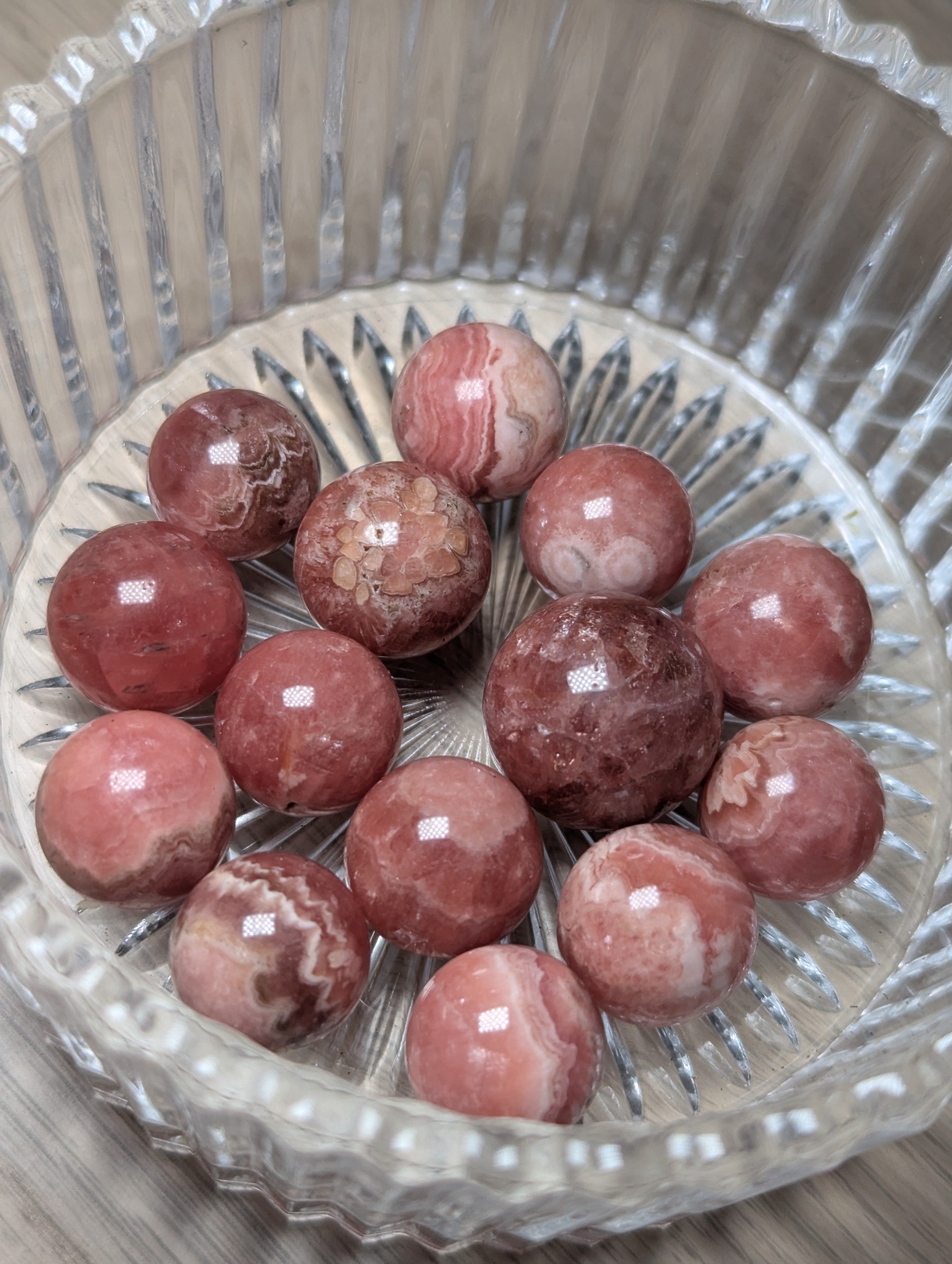 Rhodacrosite crystal spheres
