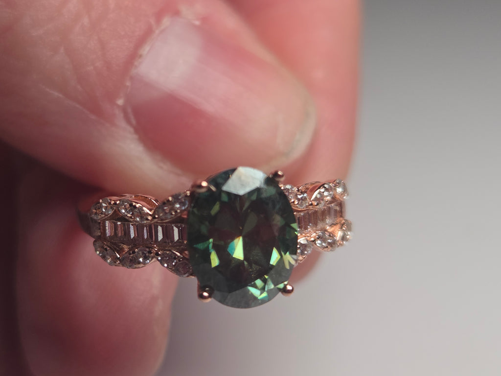 2 carot Moissonite Diamond s295 Adjustable ring