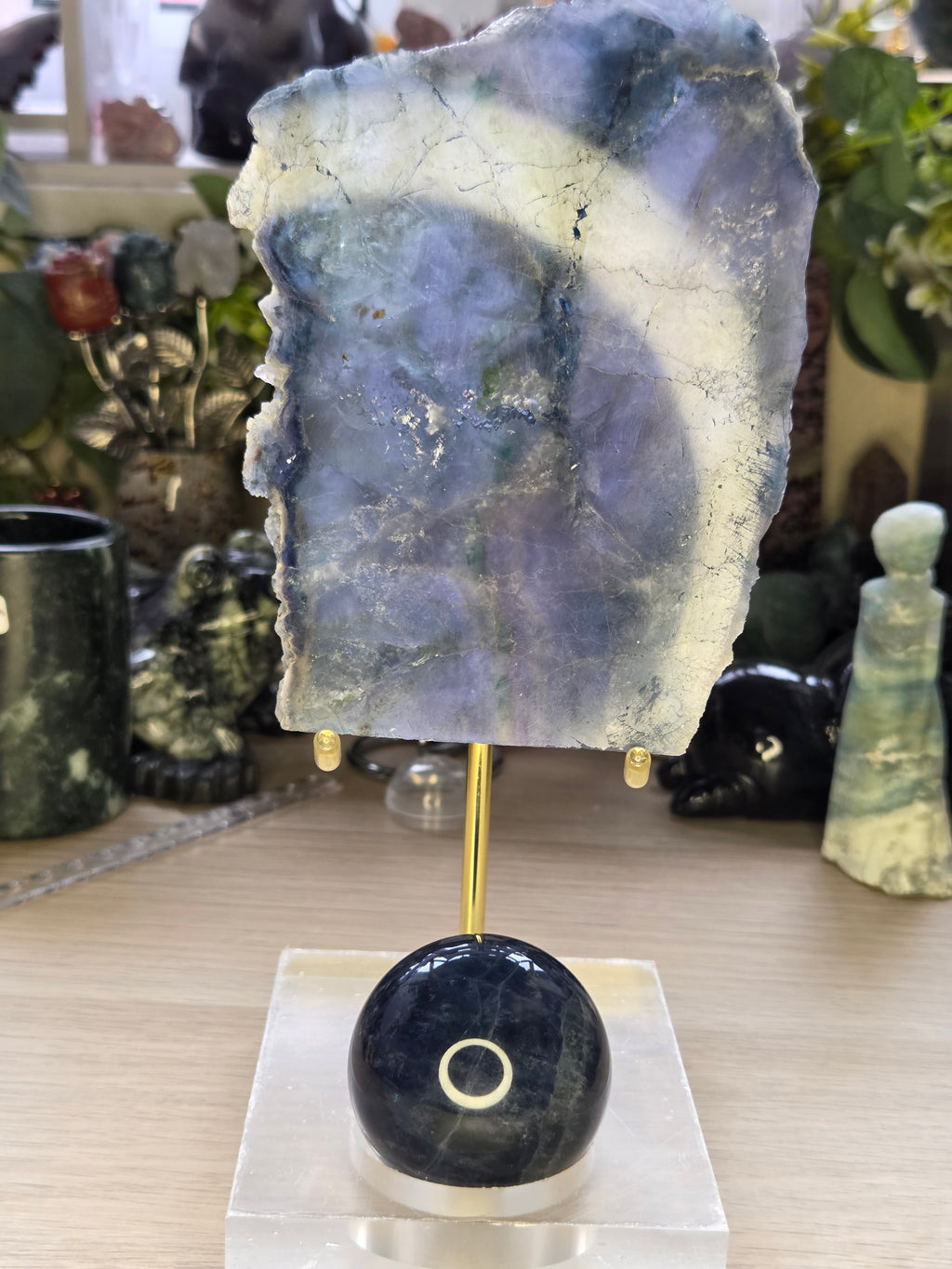 Slab and sphere stand