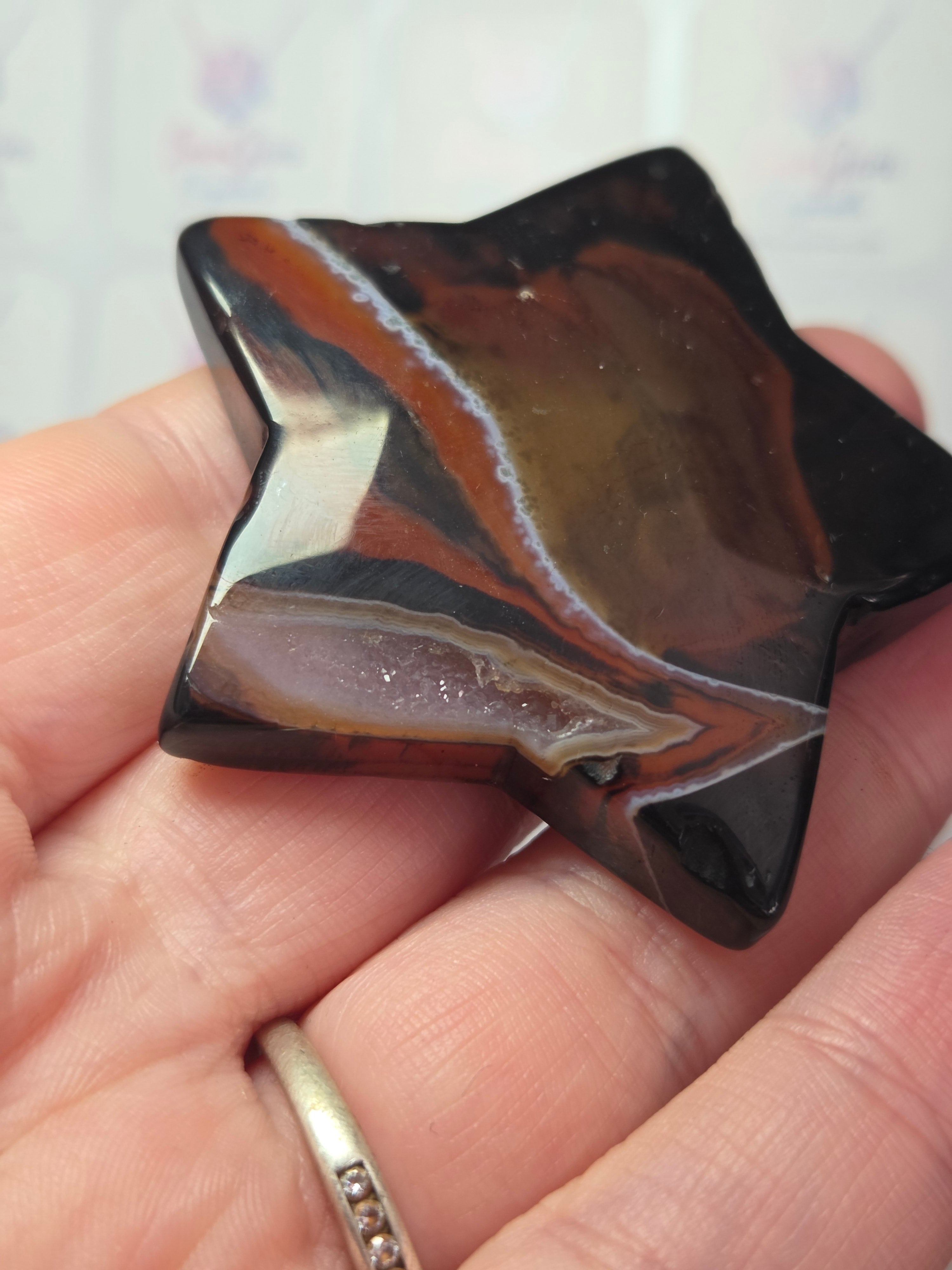 Sardonyx crystal star with duzy