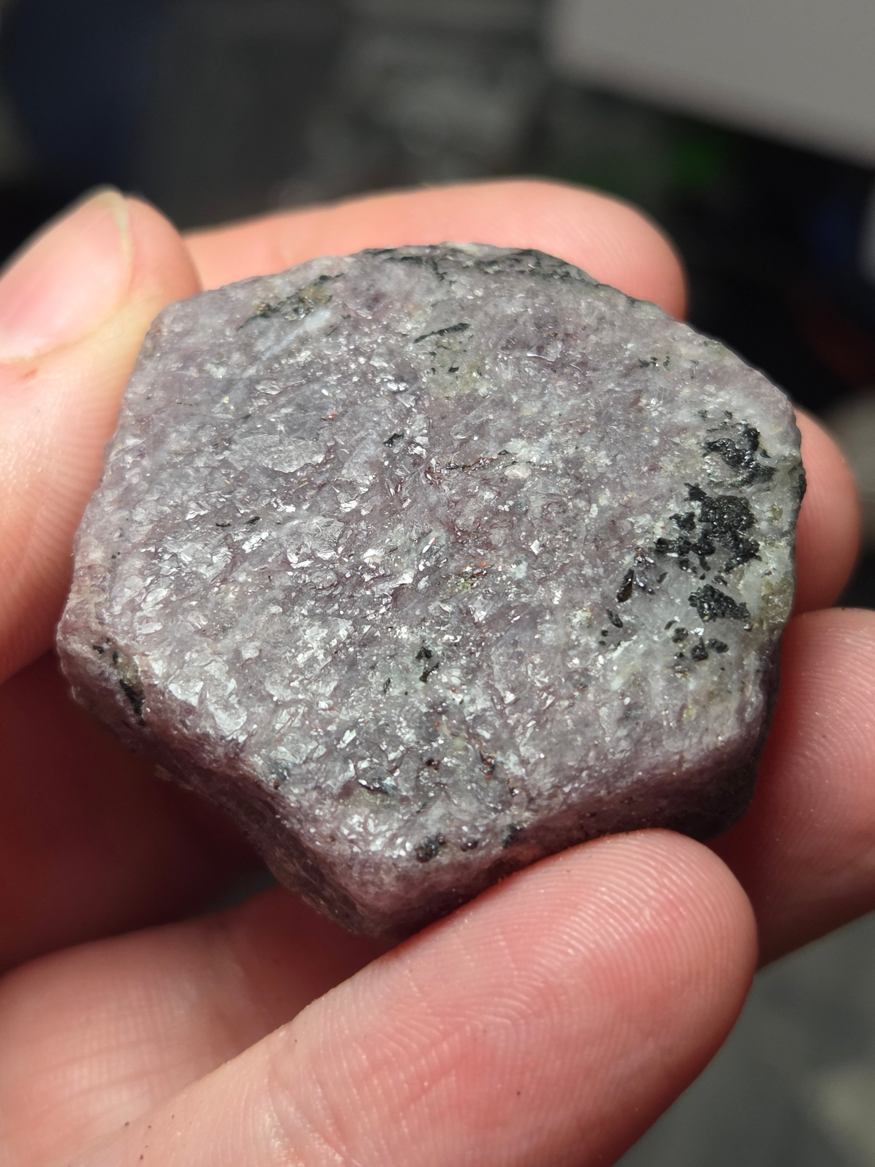Natural ruby in raw form comes with case