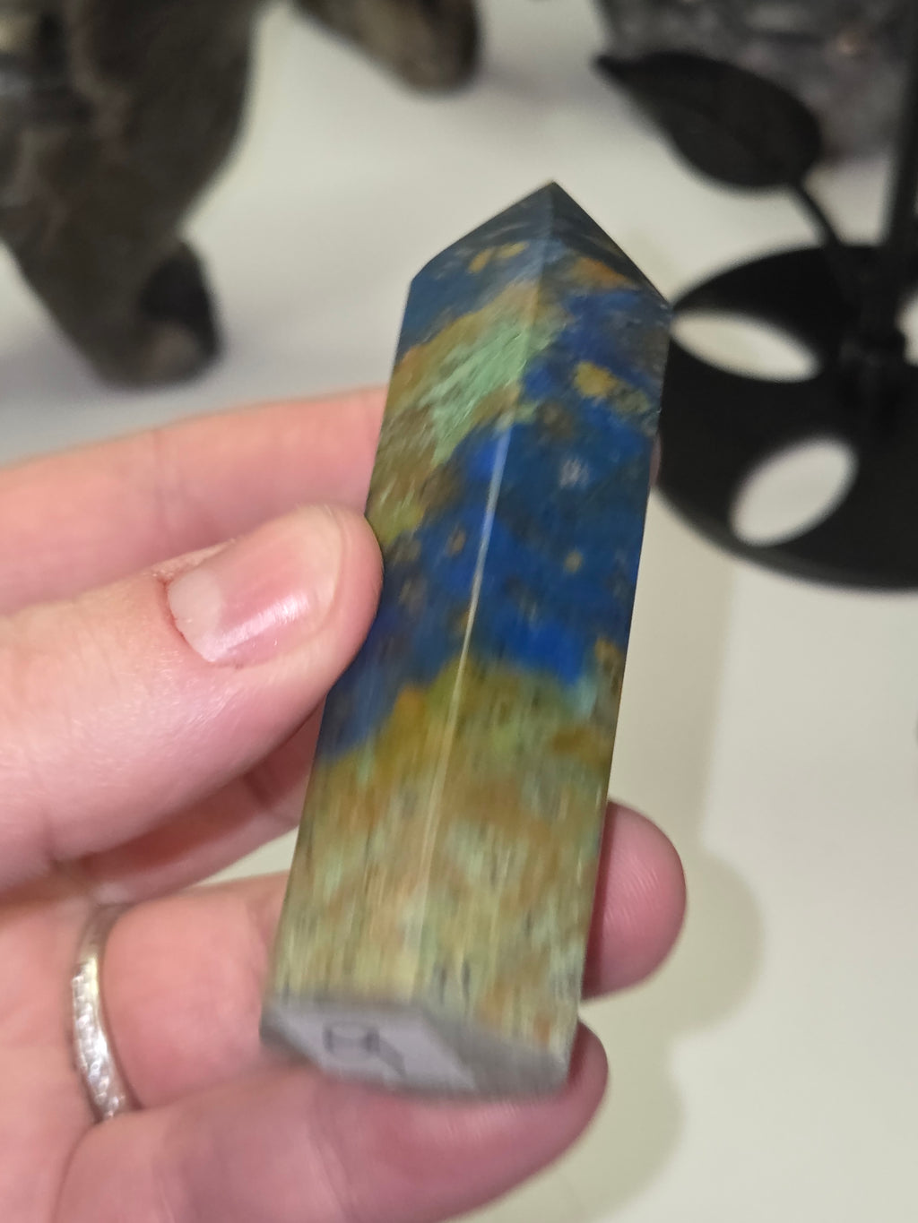 Quantum Quattro crystal tower carving