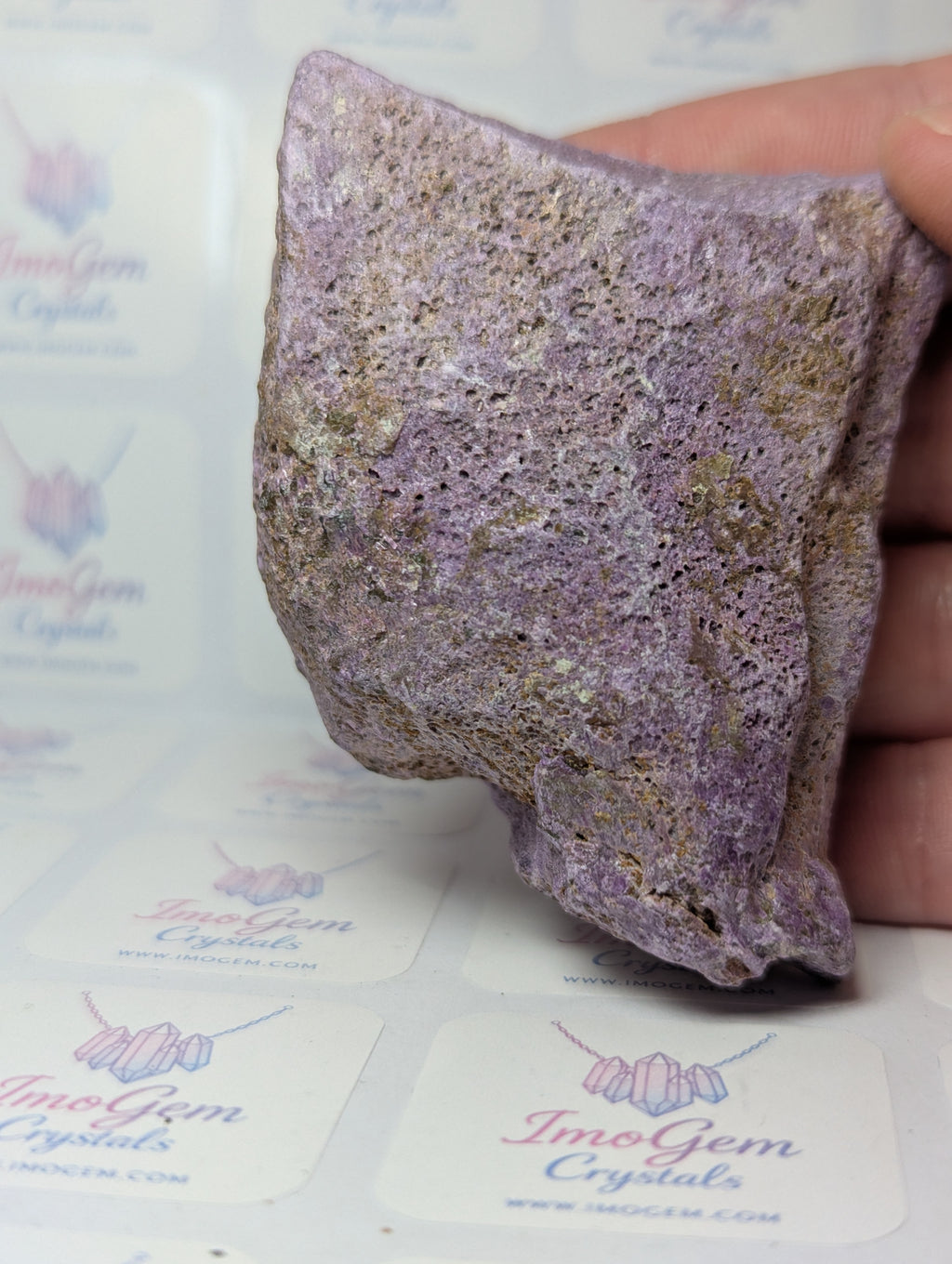 Purperite crystal specimen