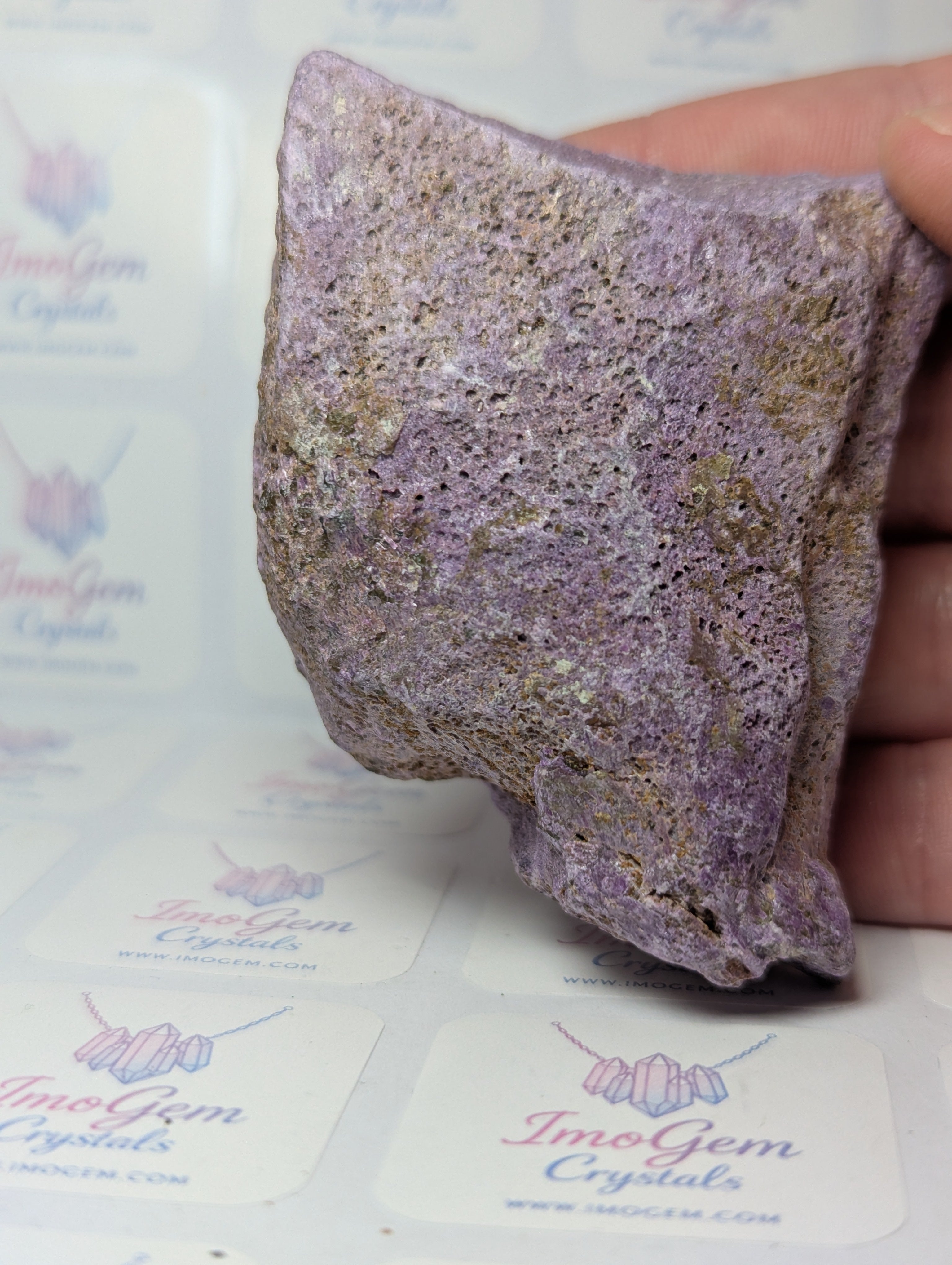 Purperite crystal specimen
