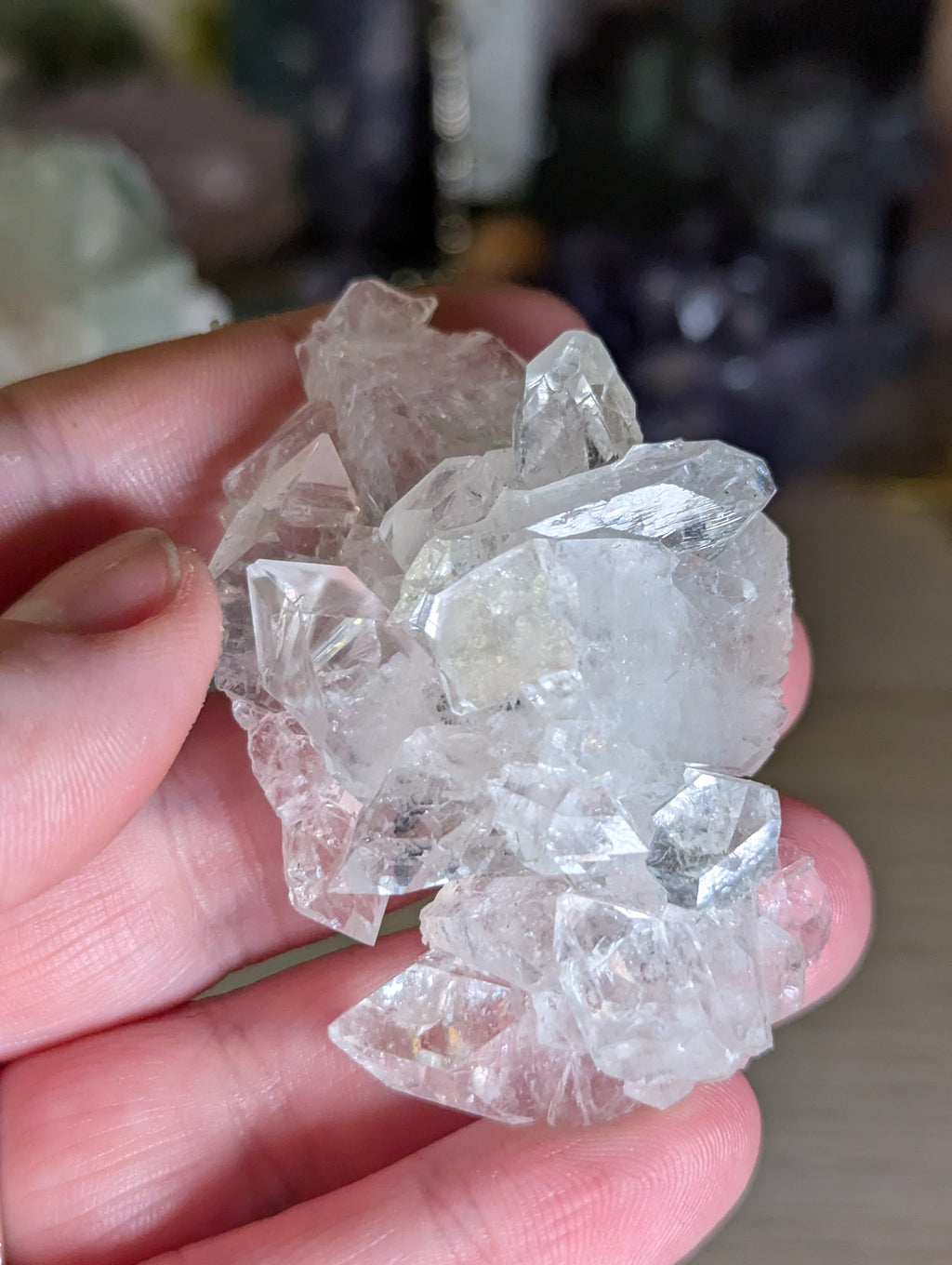 Stunning Crystal diamond Apophyllite incase