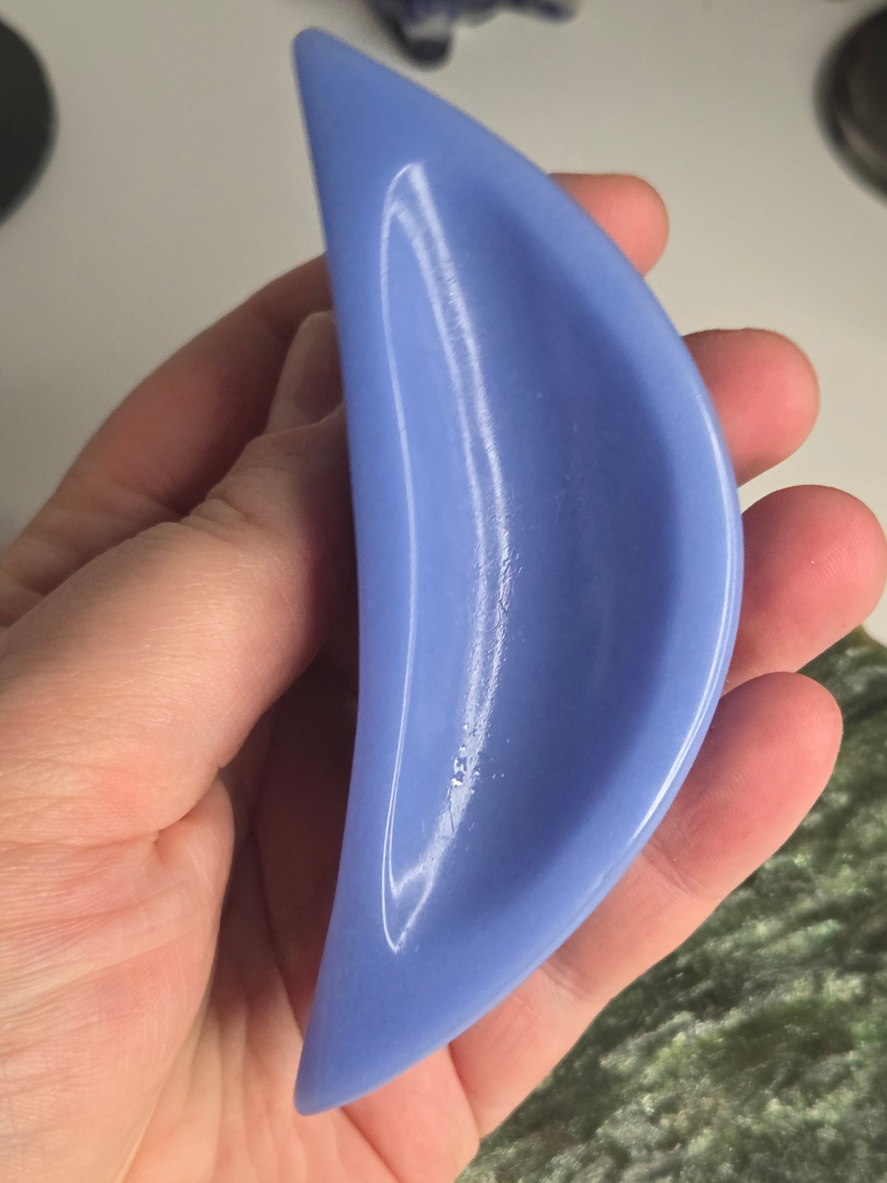Man made uv reactive moon dish