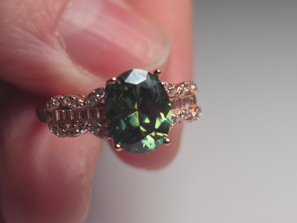 2 carot Moissonite Diamond s295 Adjustable ring