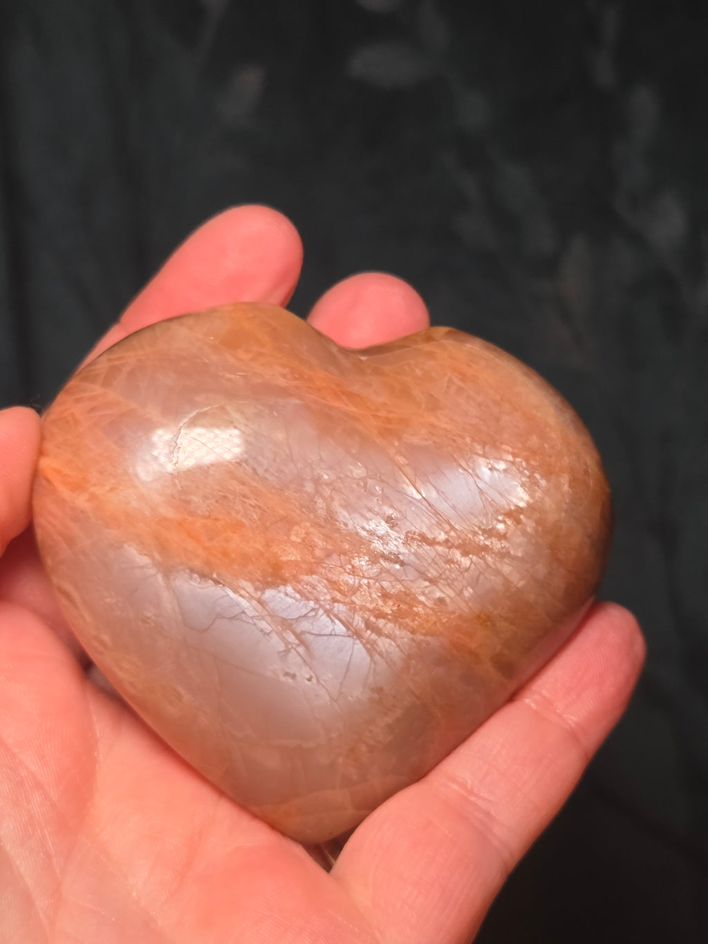 Puffey moonstone crystal heart carving