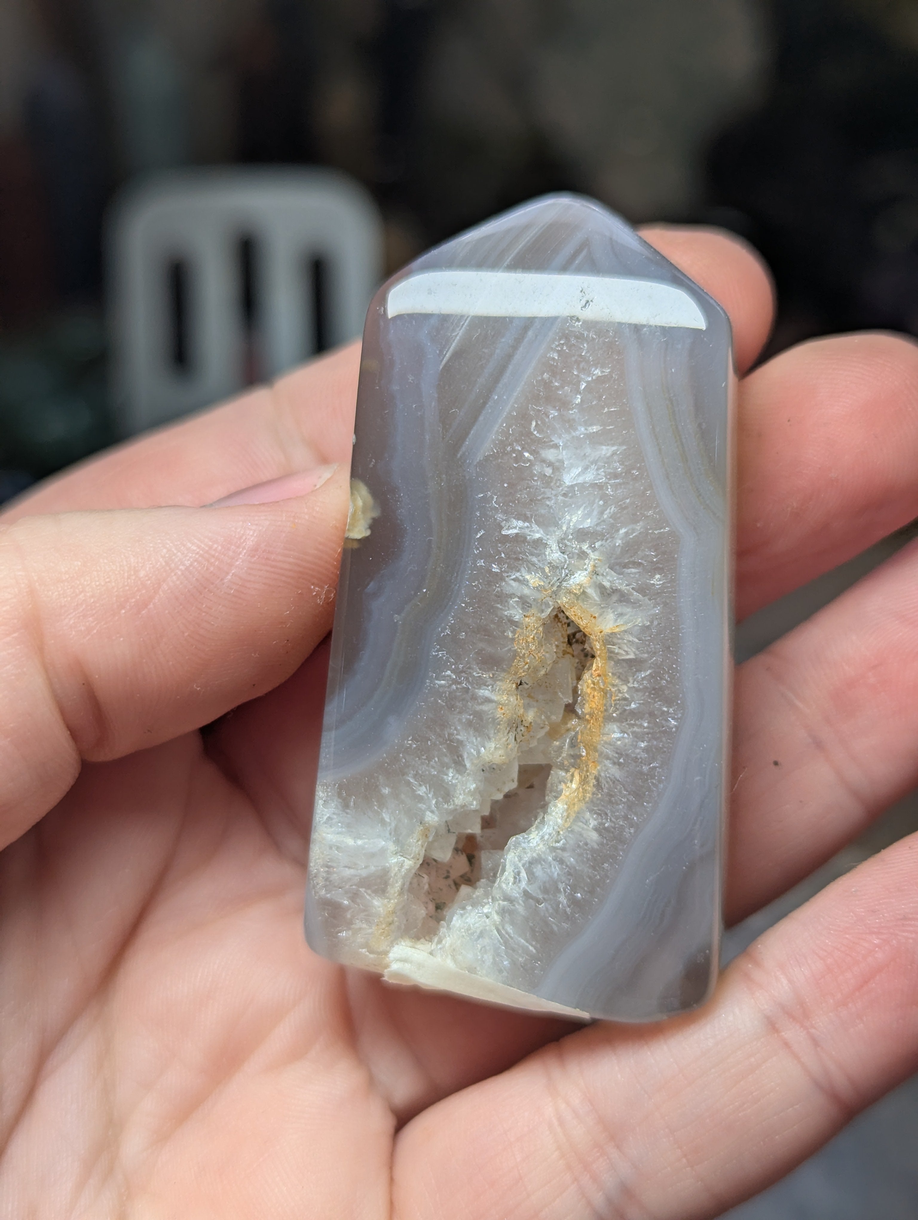 Duzy Agate crystal tower carving